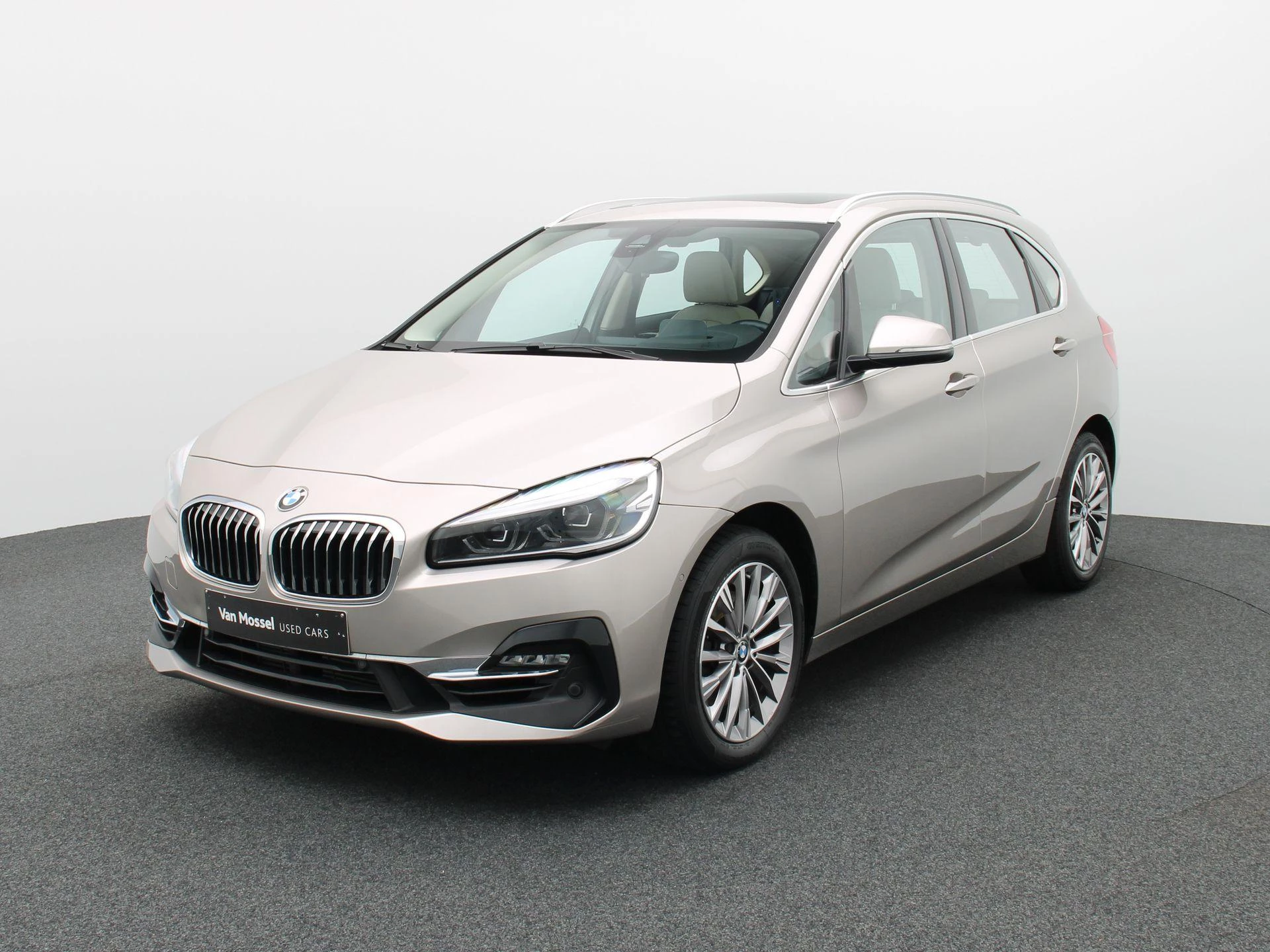 BMW-2 Reeks-image-0