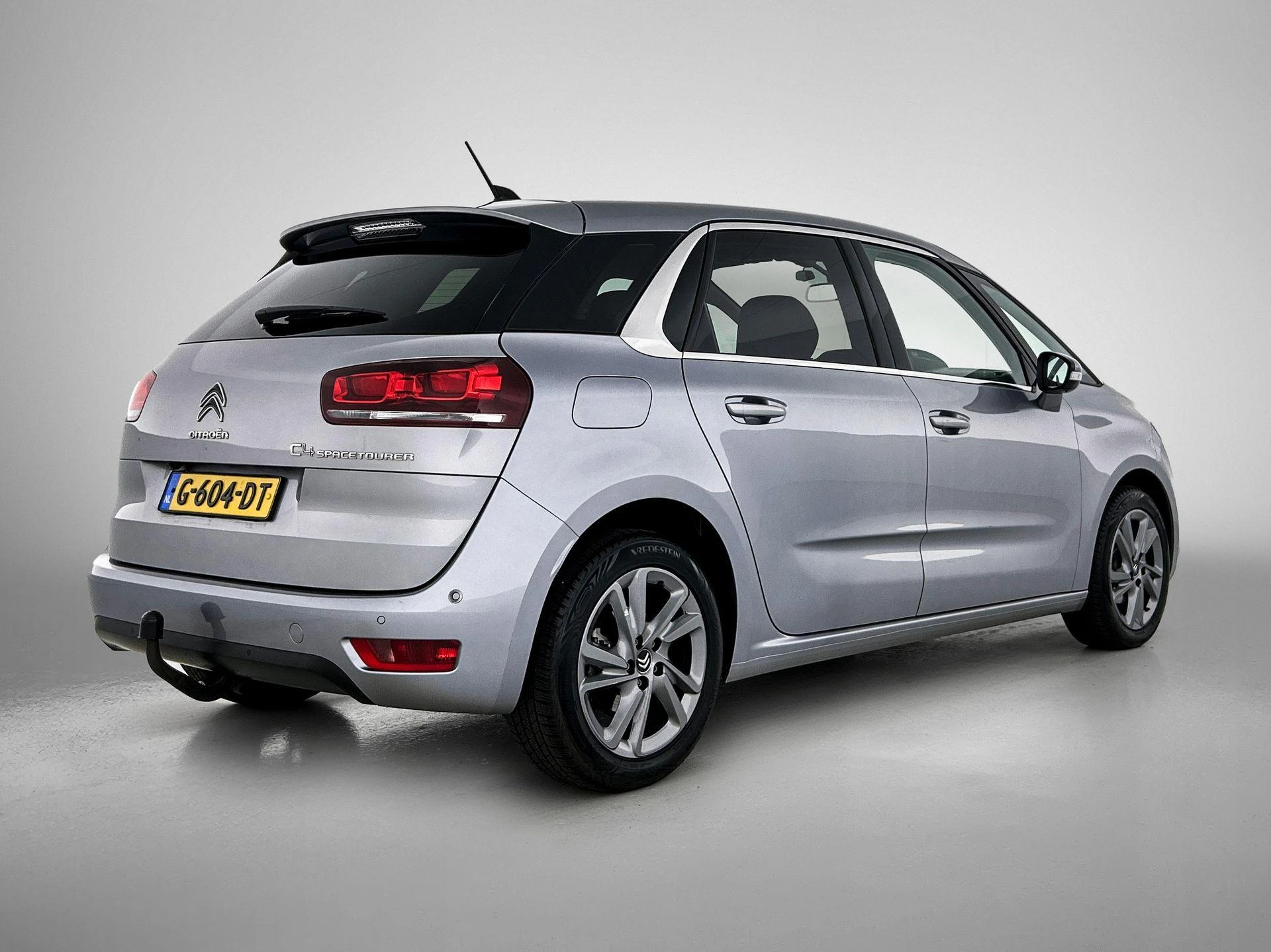 Citroën-C4 Spacetourer-image-3