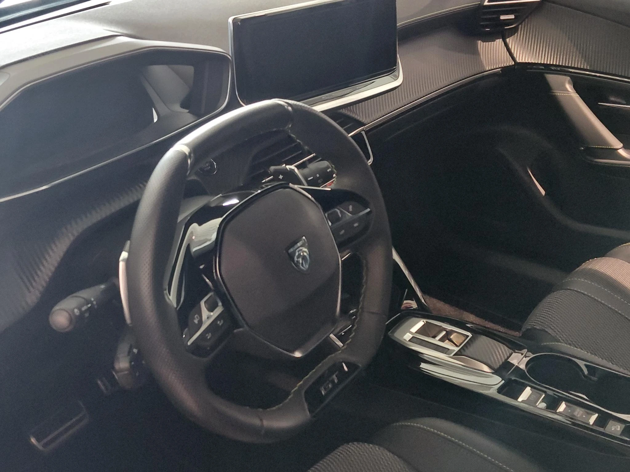 Peugeot-2008-image-8