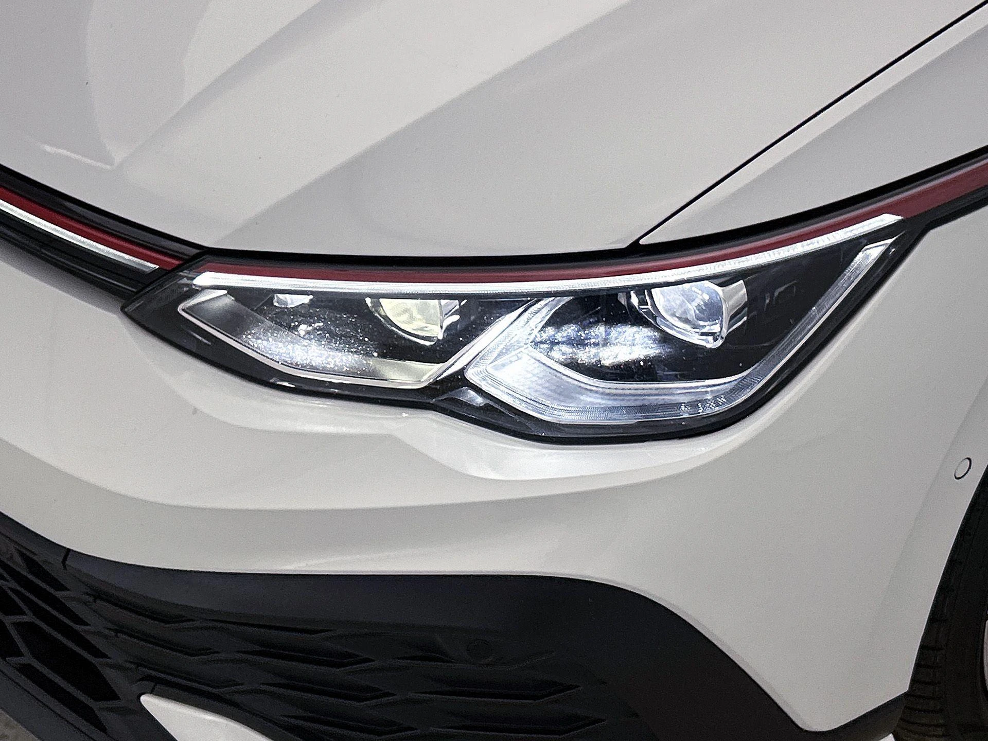 Volkswagen-Golf-image-29