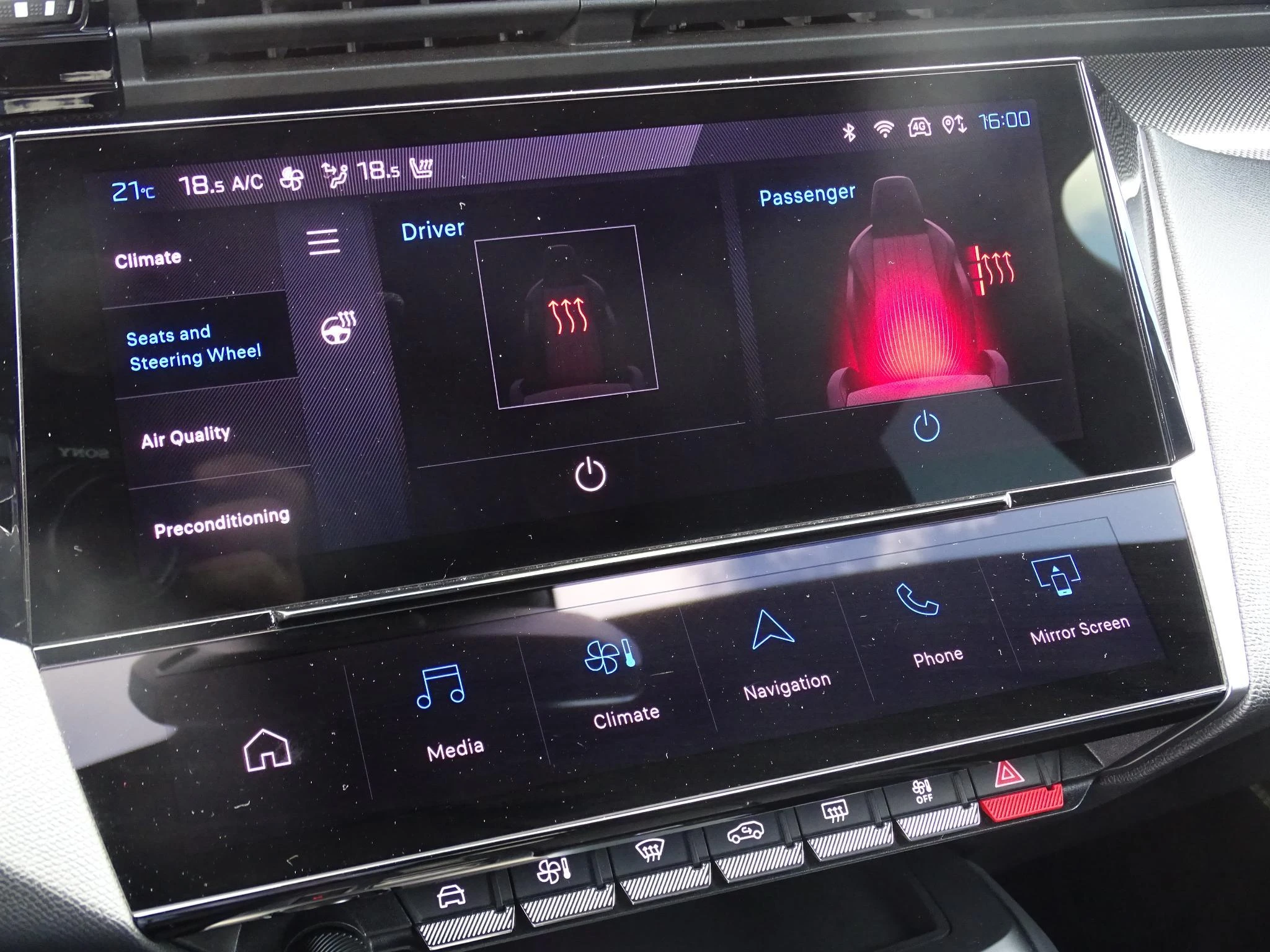 Peugeot 408 1.6 Hybrid 225 S&S EAT8 First Edition