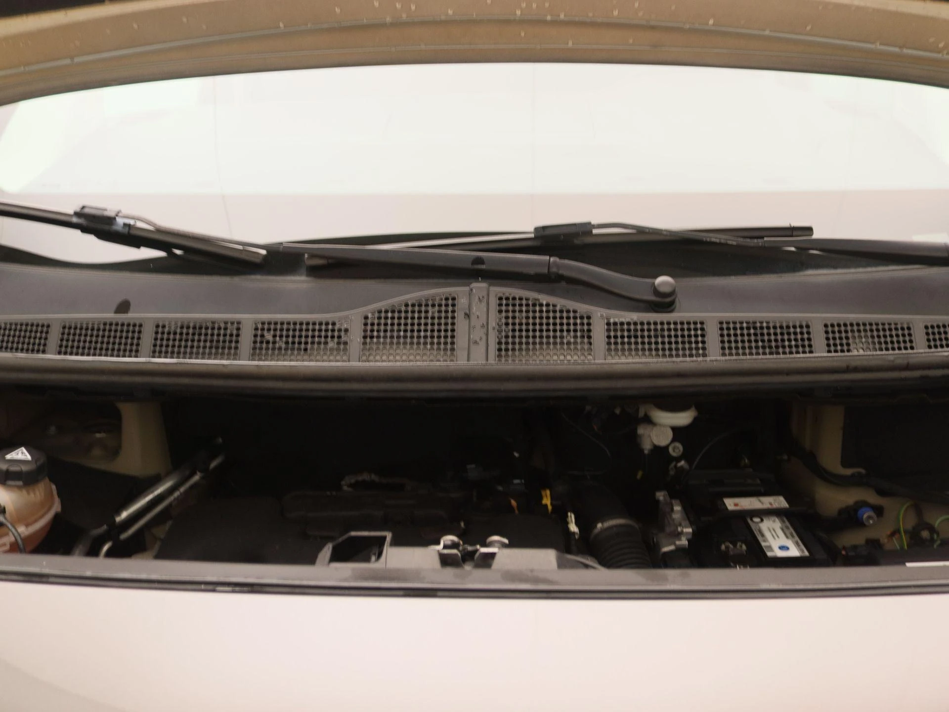 Opel-Vivaro-image-23