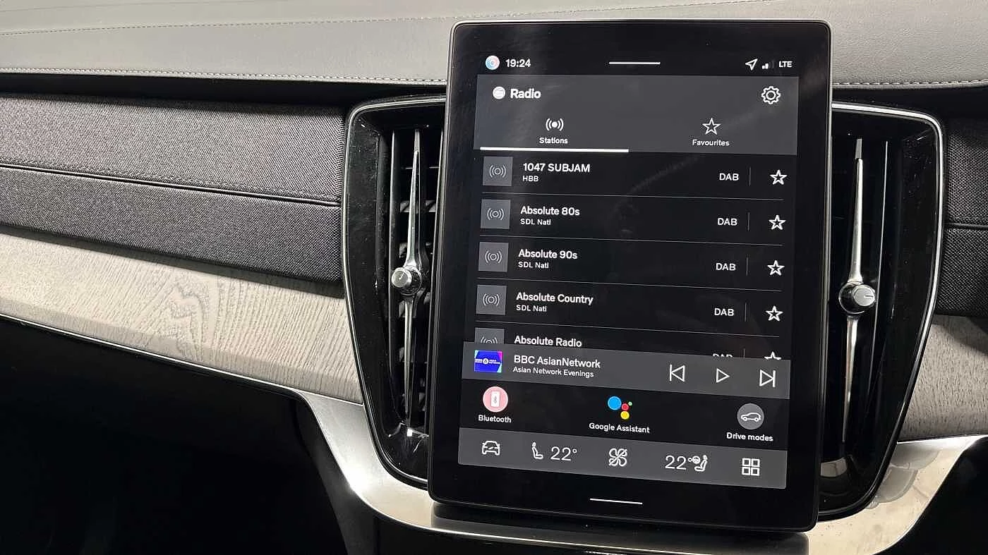 Volvo-XC90-image-36