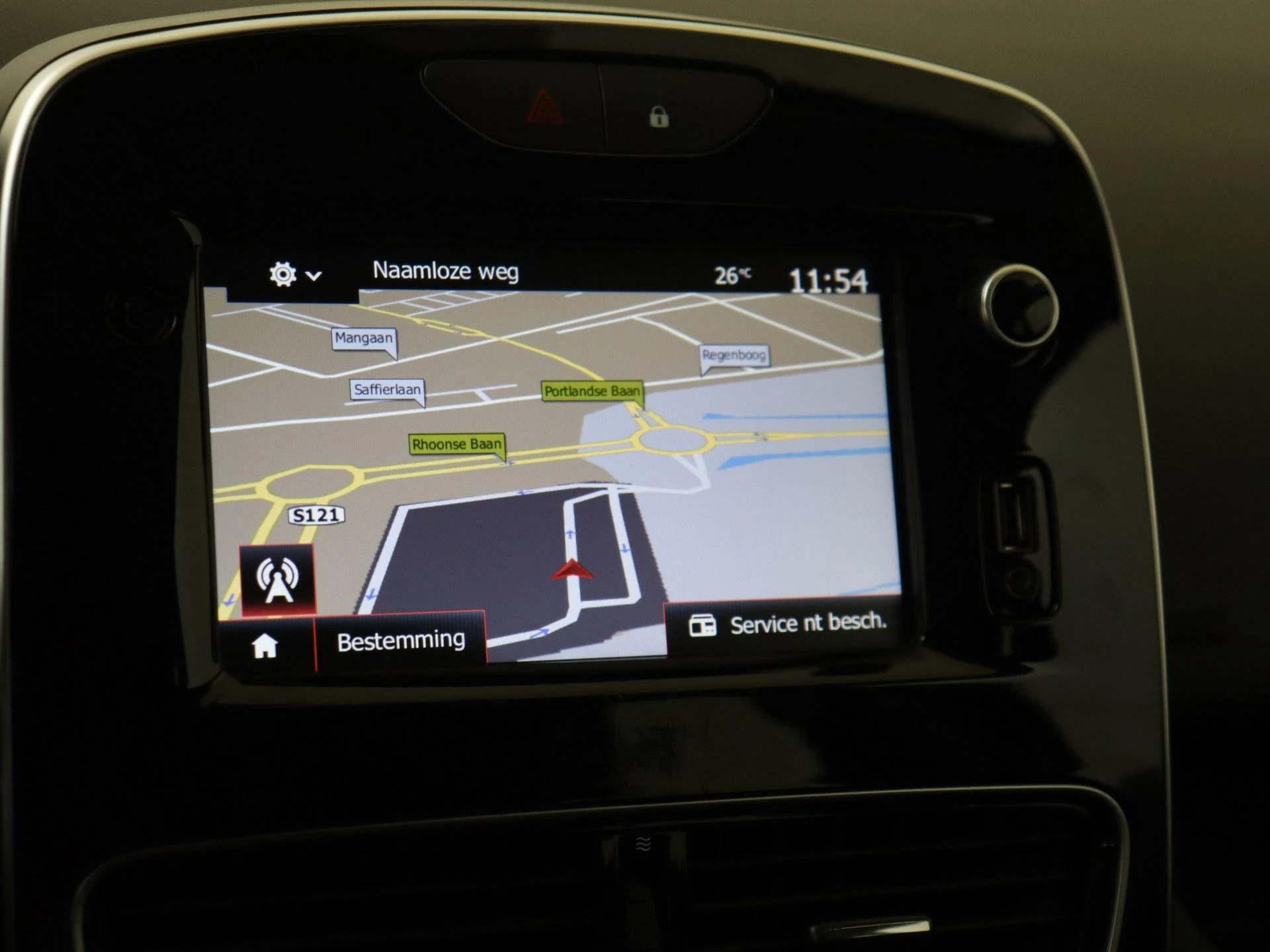 Renault-Clio-image-17