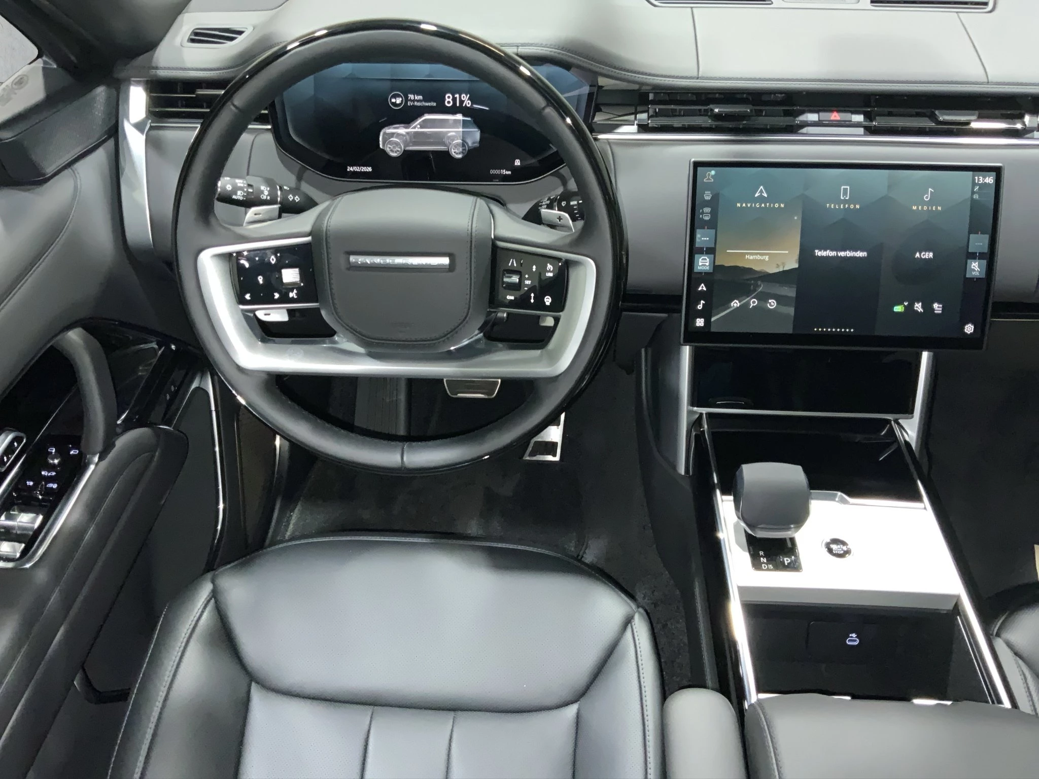 Land Rover-Range Rover-image-8