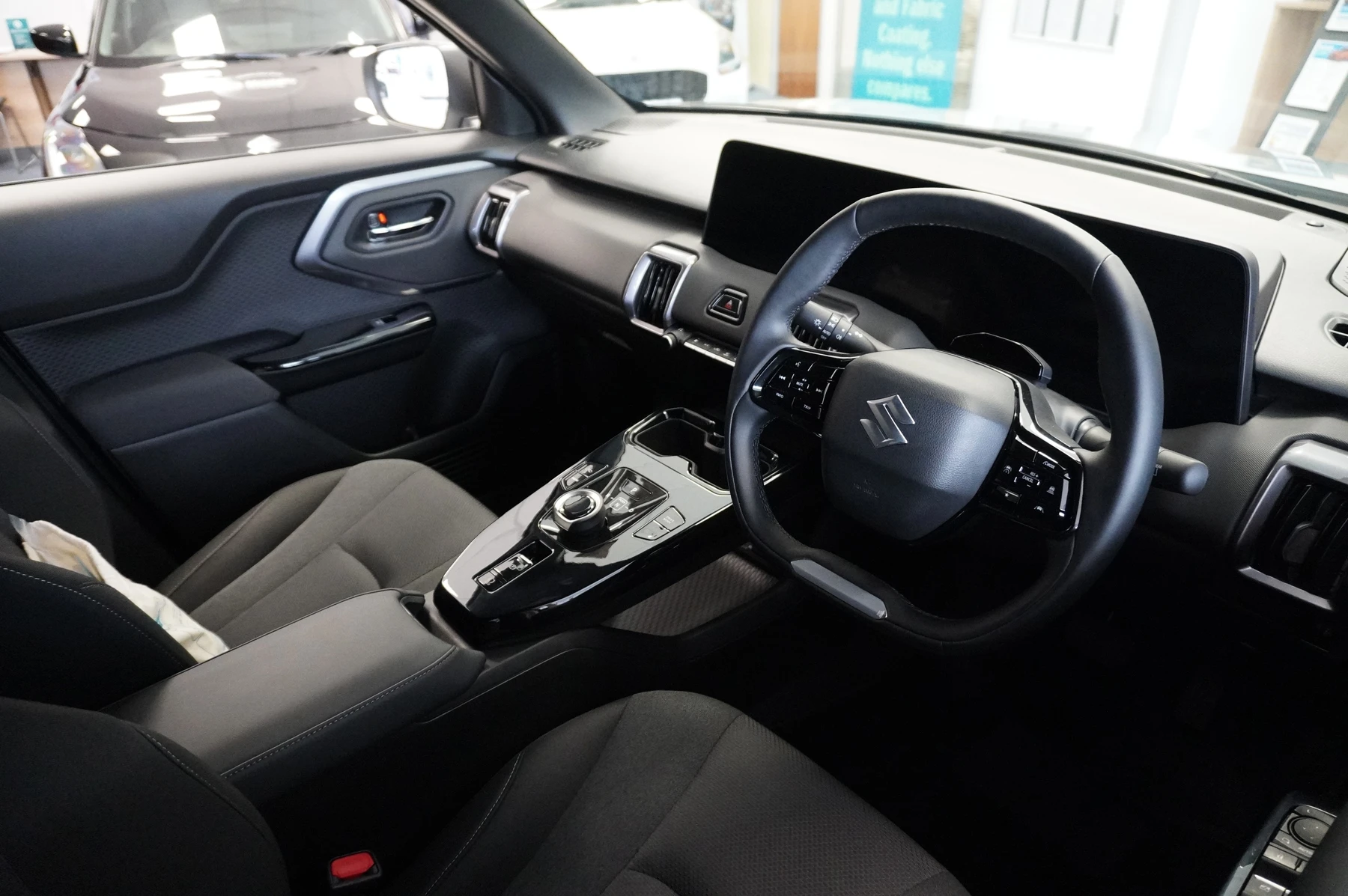 Suzuki-e Vitara-image-5