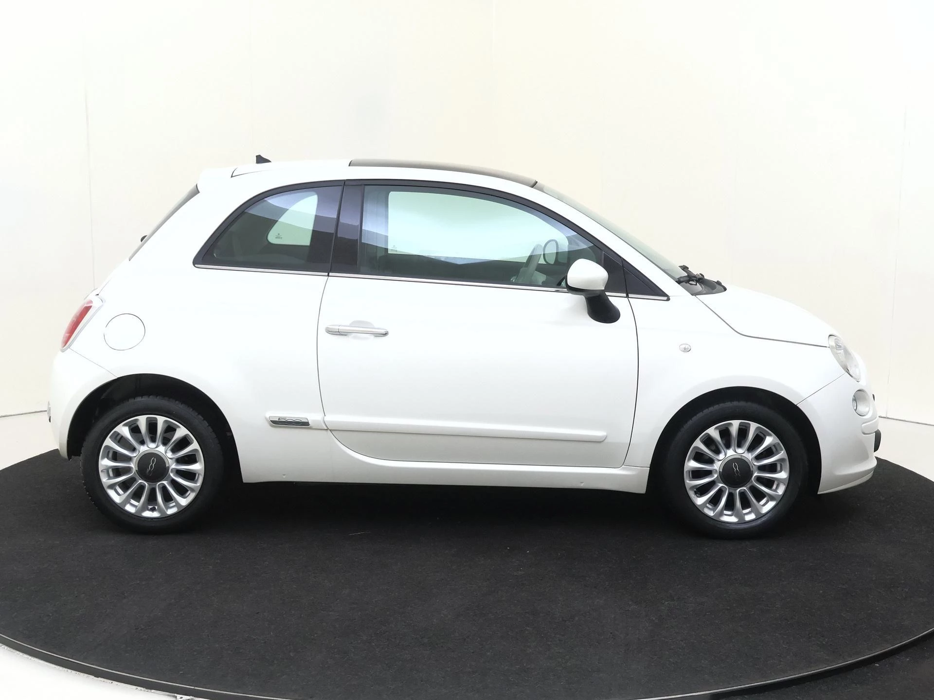 Fiat-500-image-7