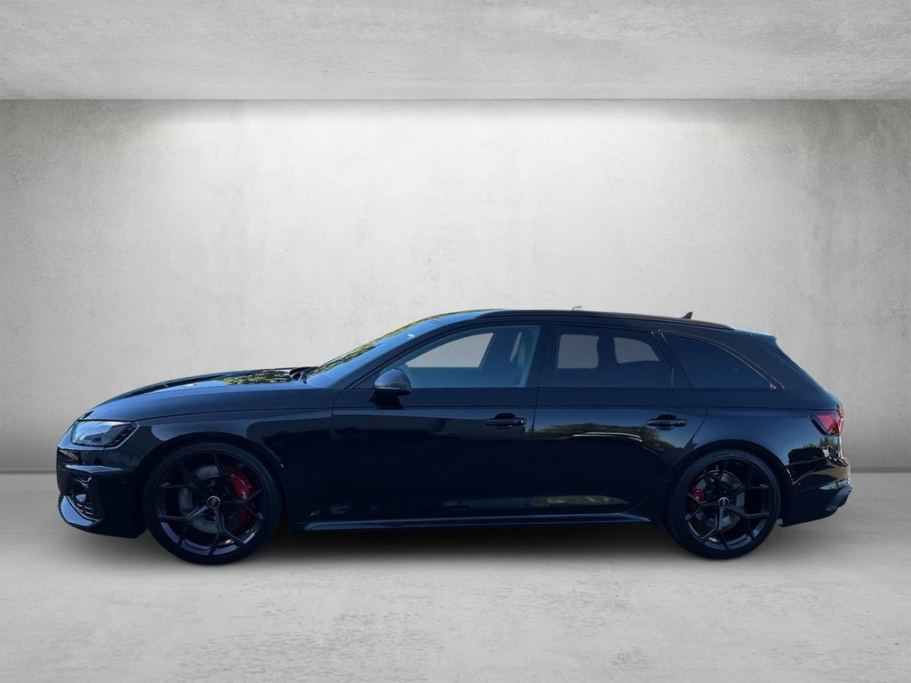Audi-RS4-image-1