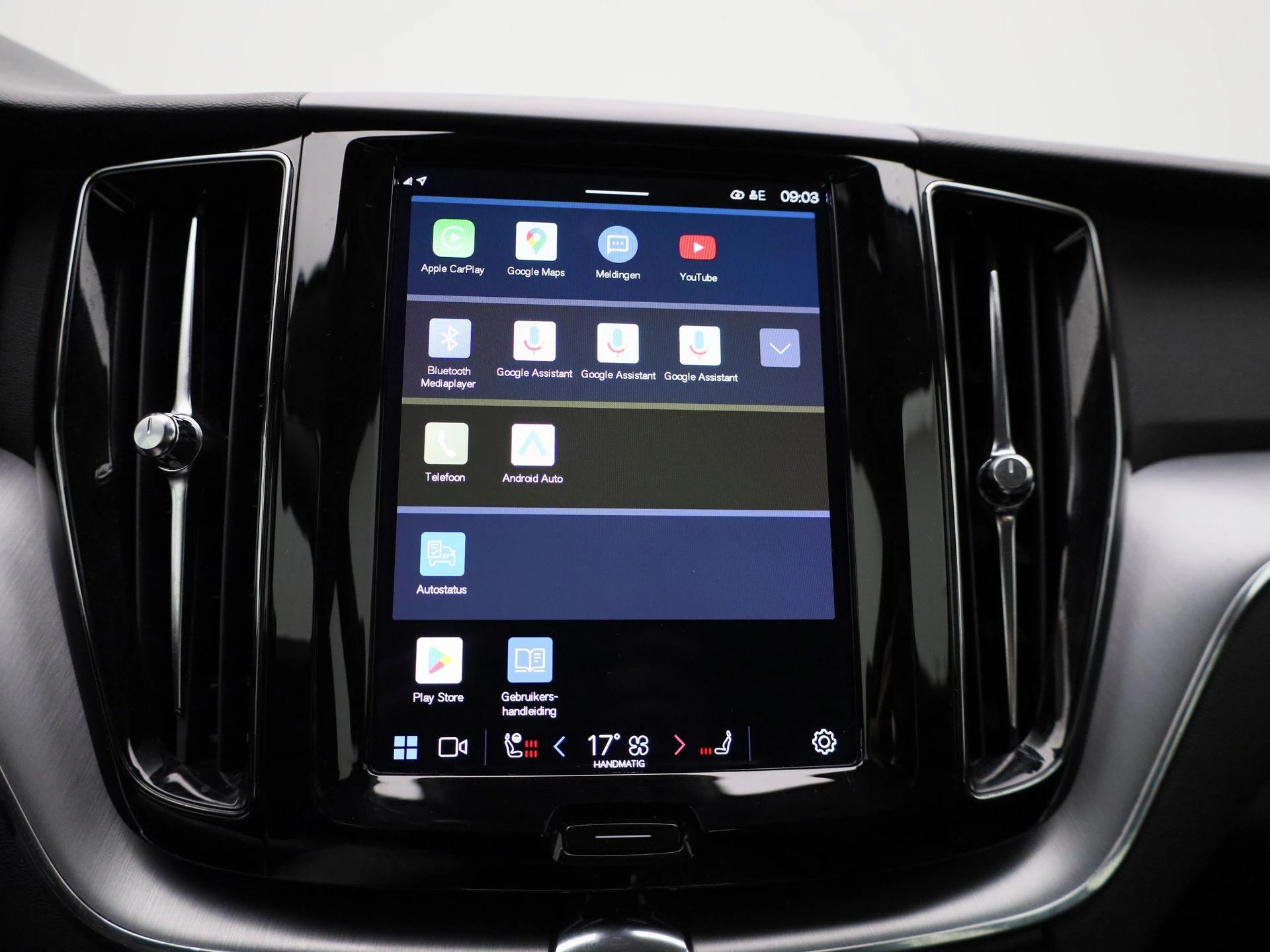Volvo-XC60-image-15