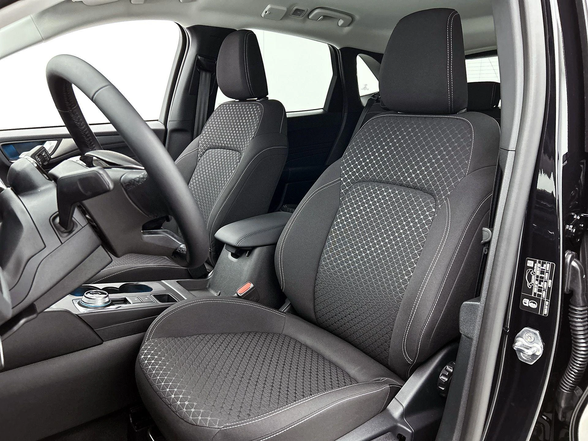 Ford-Kuga-image-32