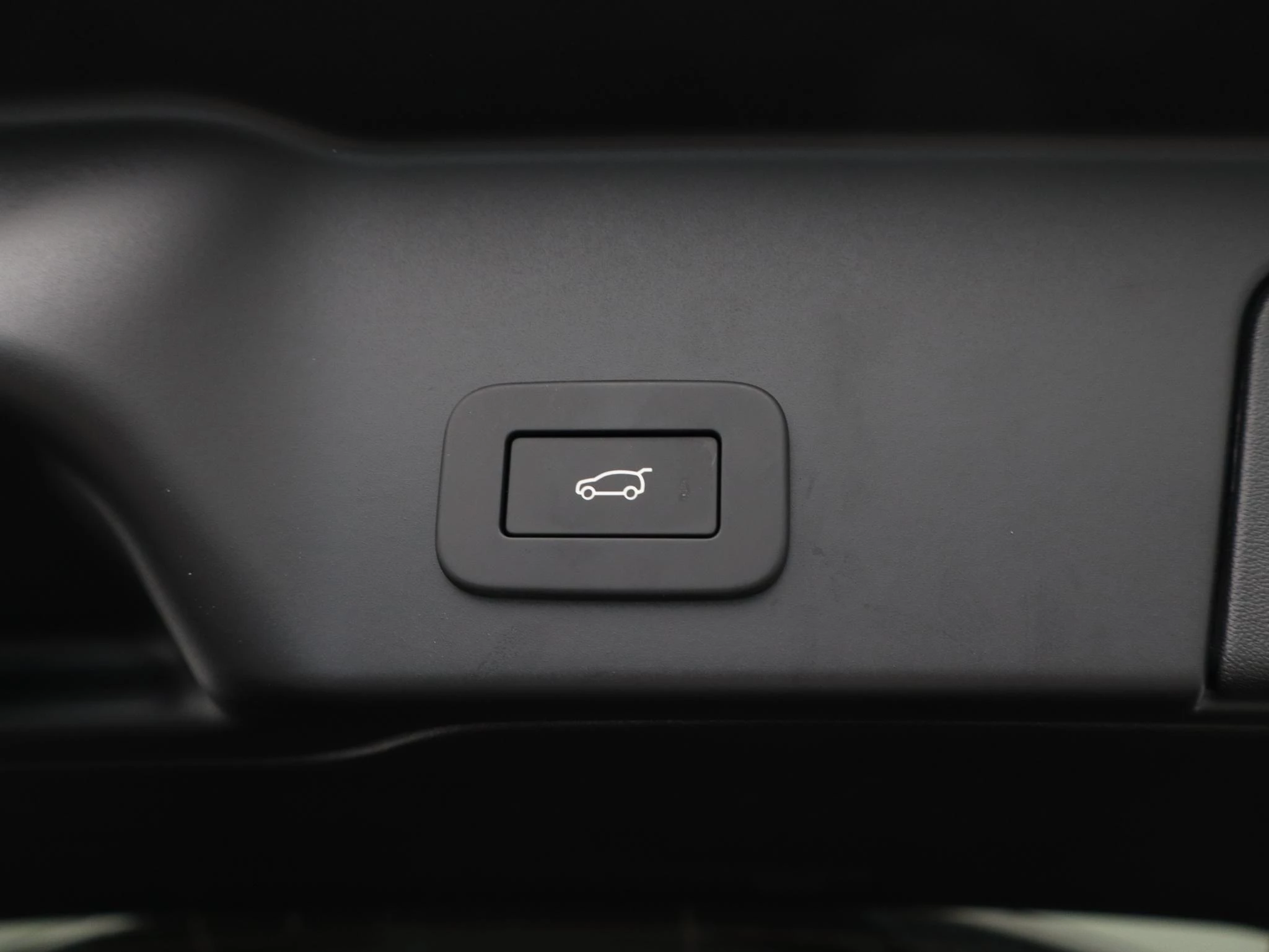 Land Rover-Range Rover Evoque-image-32