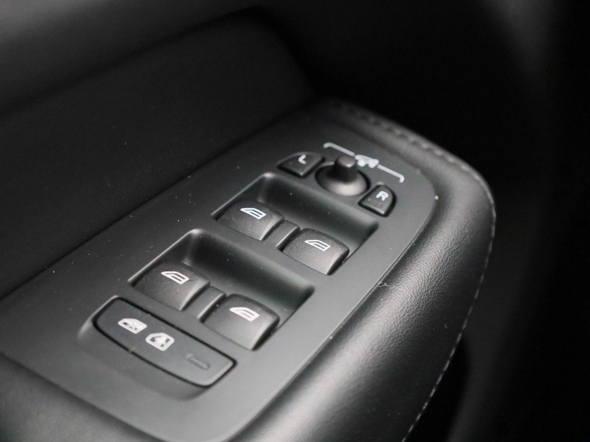 Volvo XC60 B4 P Geartronic Core