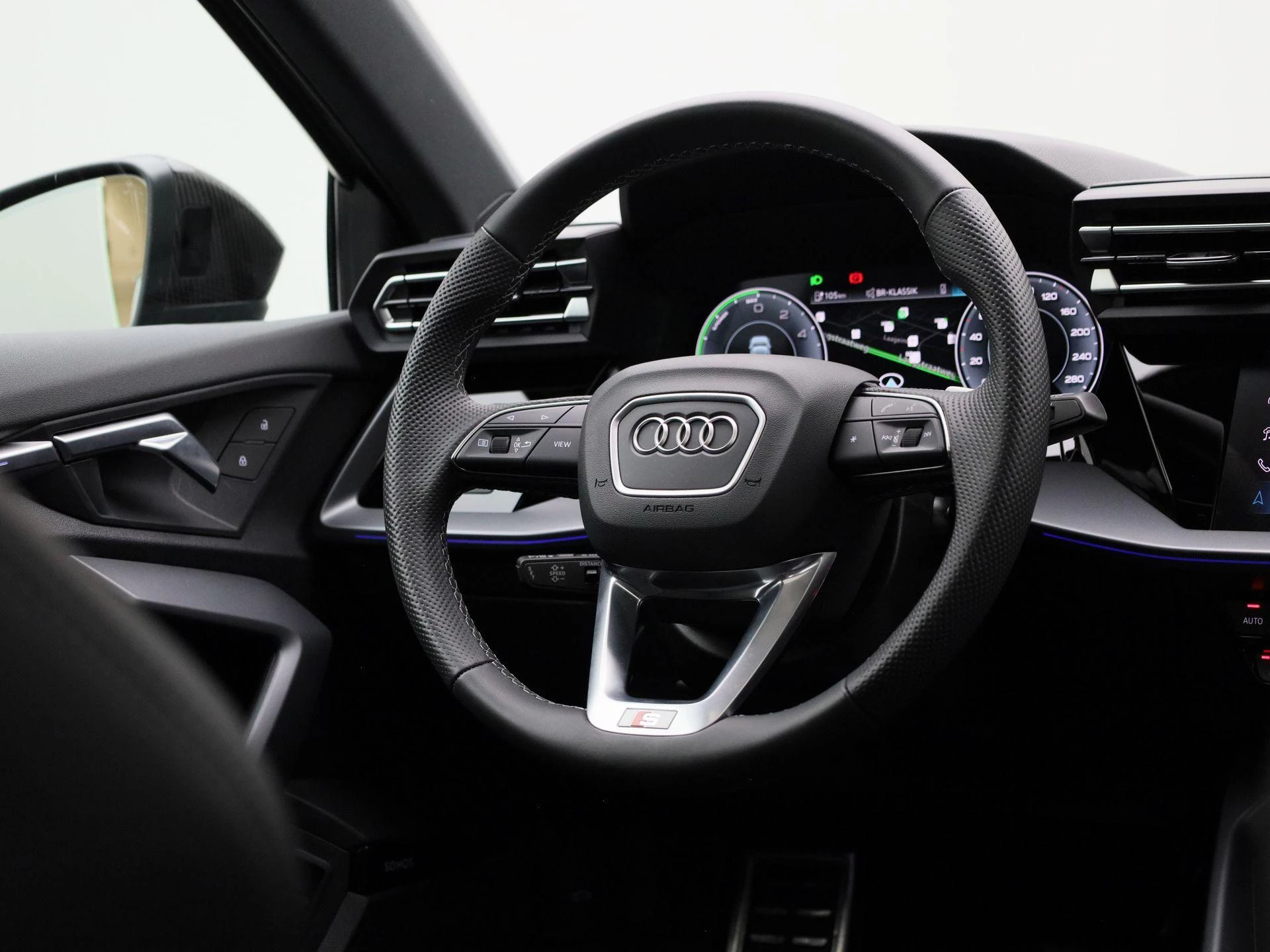 Audi A3 Sportback 45 TFSI e S edition Competition 272 PK