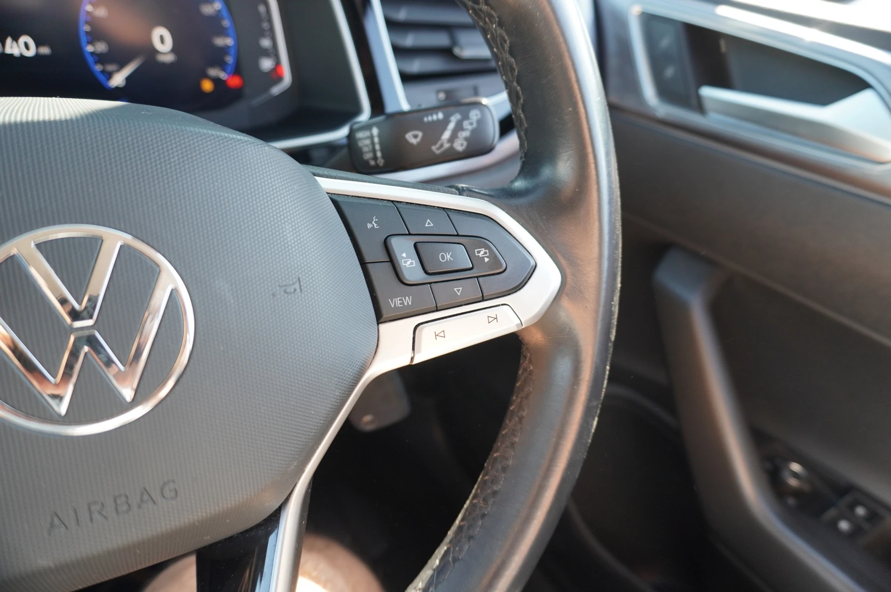 Volkswagen-Taigo-image-23