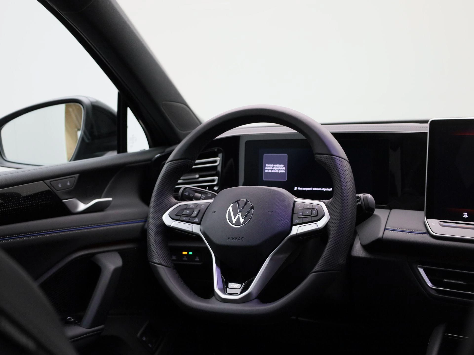 Volkswagen-Tiguan-image-41