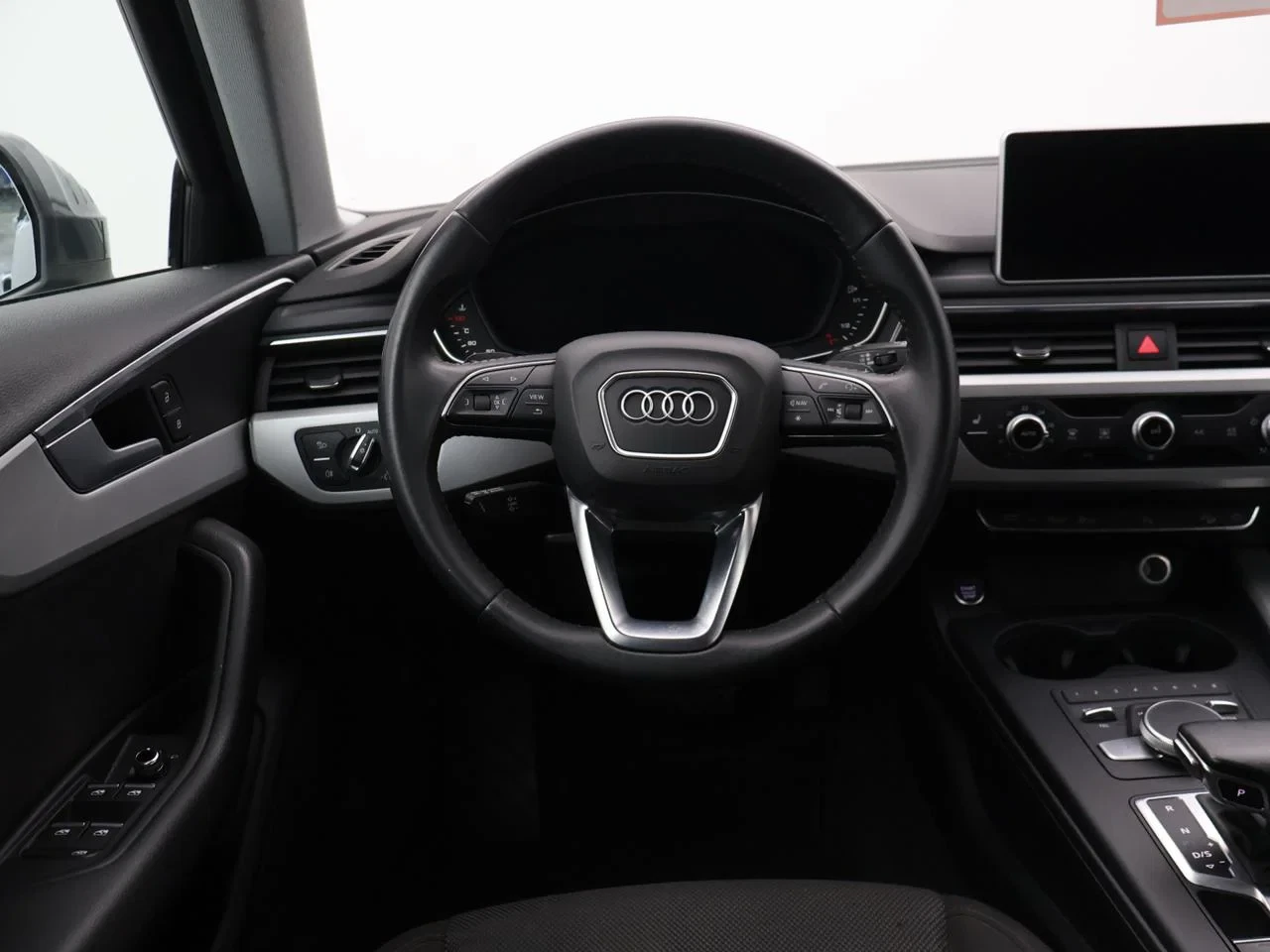 Audi-A4-image-14