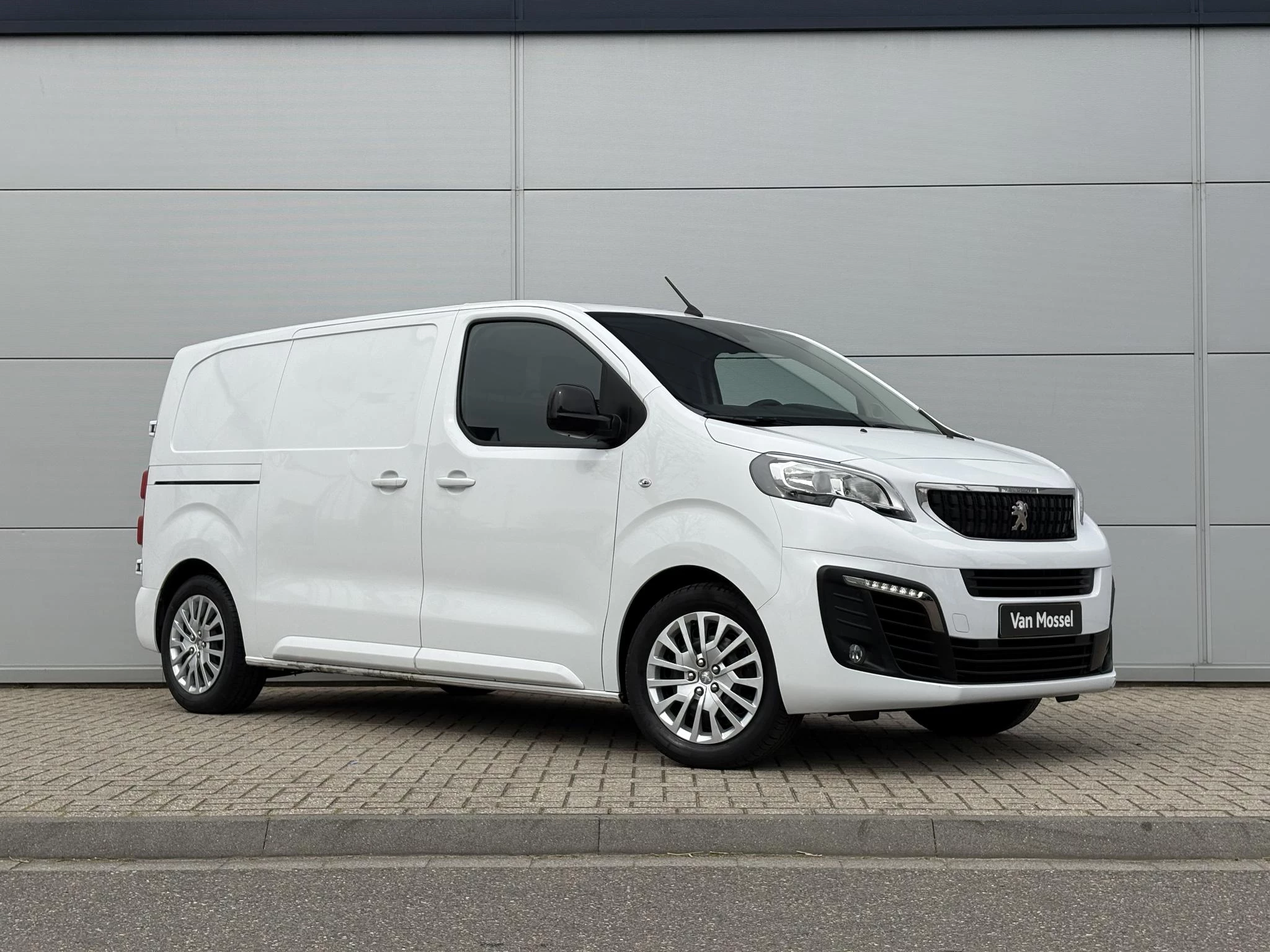 Peugeot-Expert-image-7