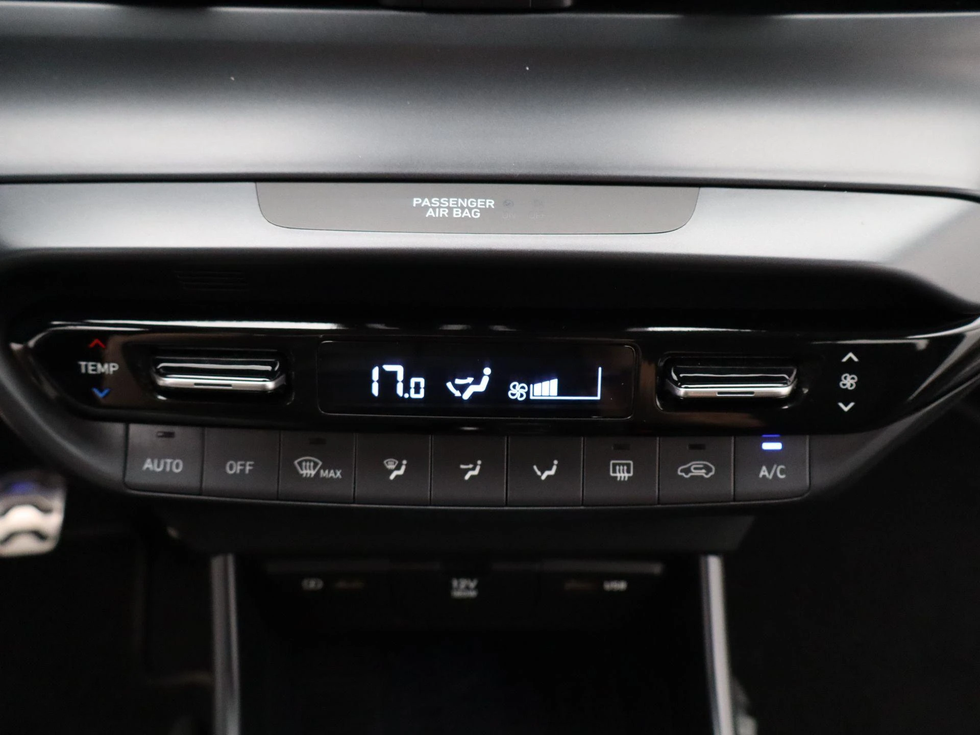 Hyundai-Bayon-image-17