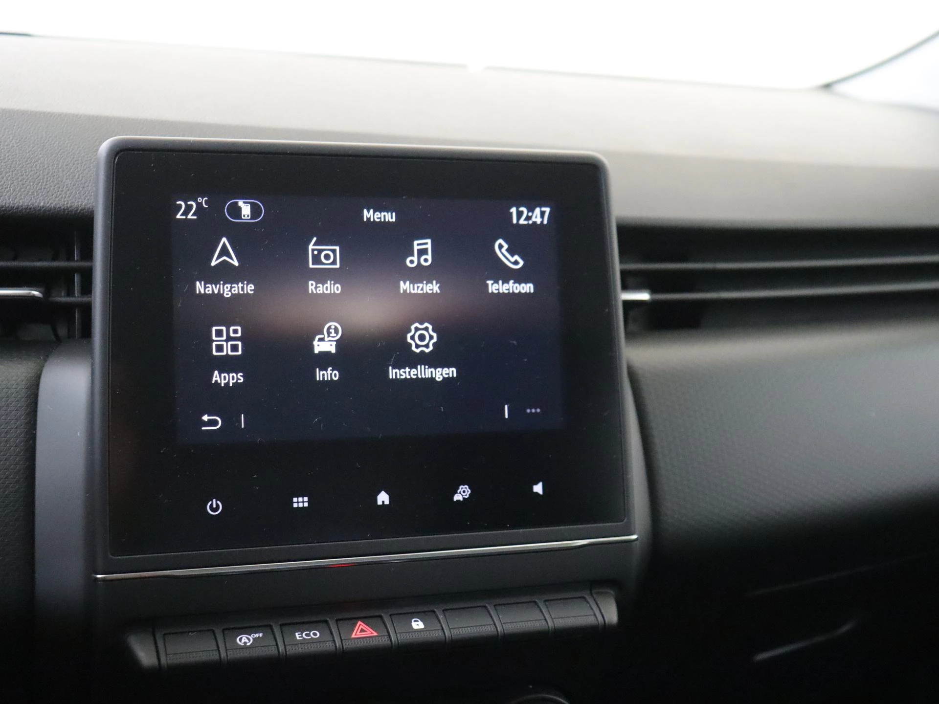 Renault-Clio-image-15