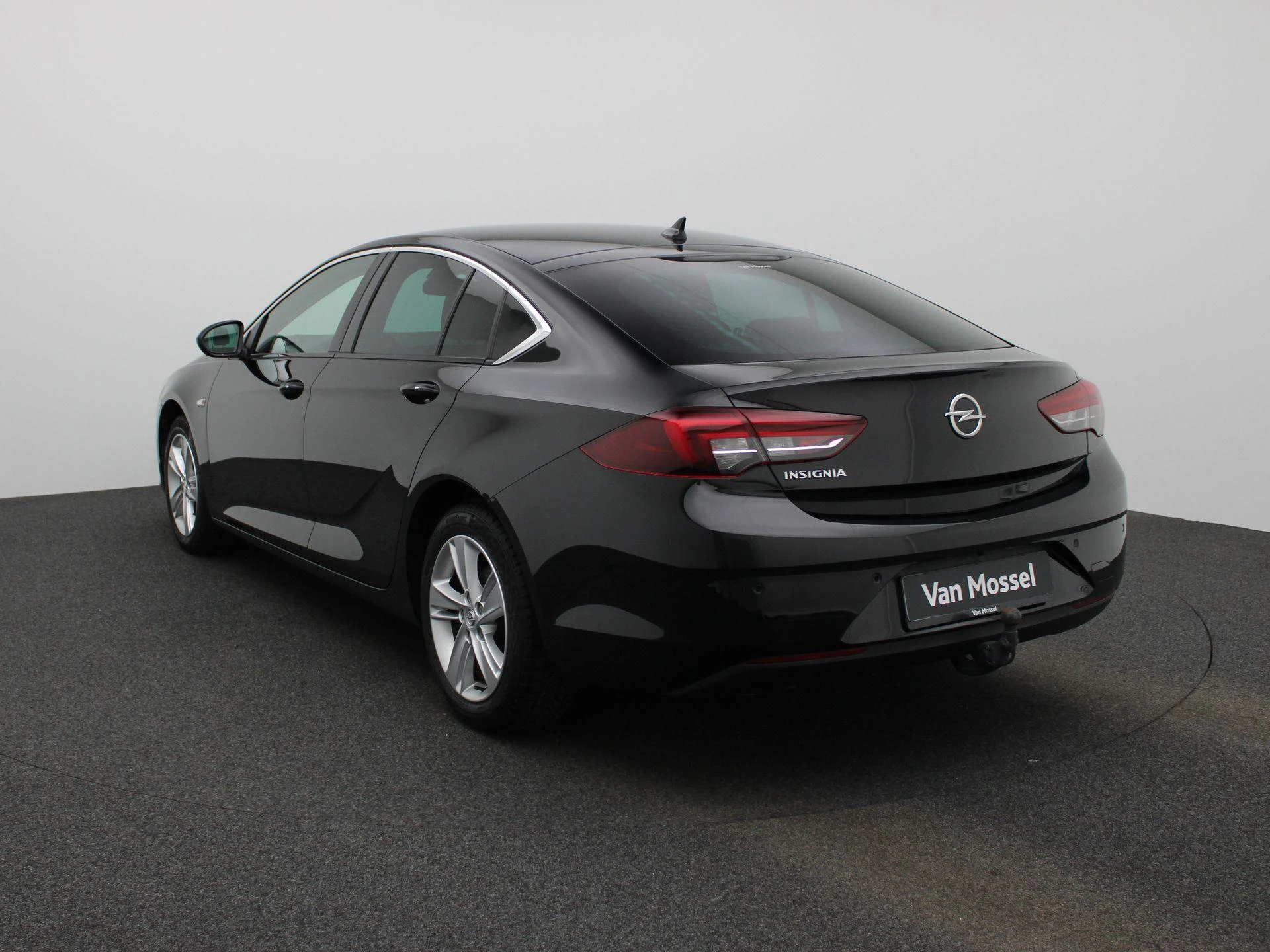 Opel-Insignia-image-1