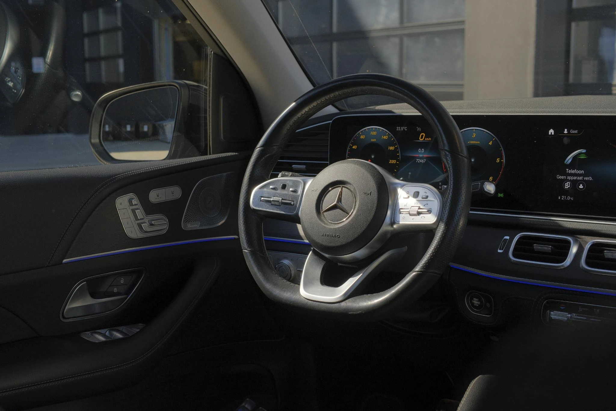 Mercedes-Benz-GLE-image-11