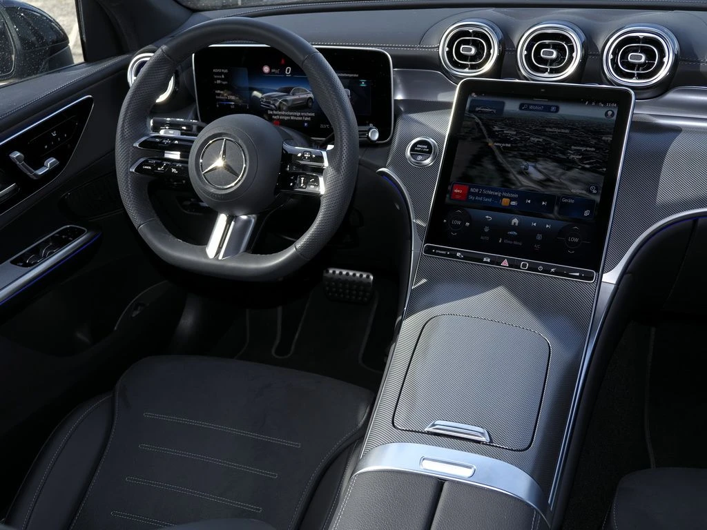 Mercedes-Benz-GLC 220 d-image-9