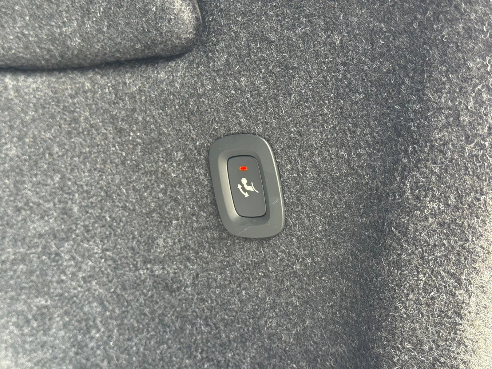 Volvo-XC40-image-10