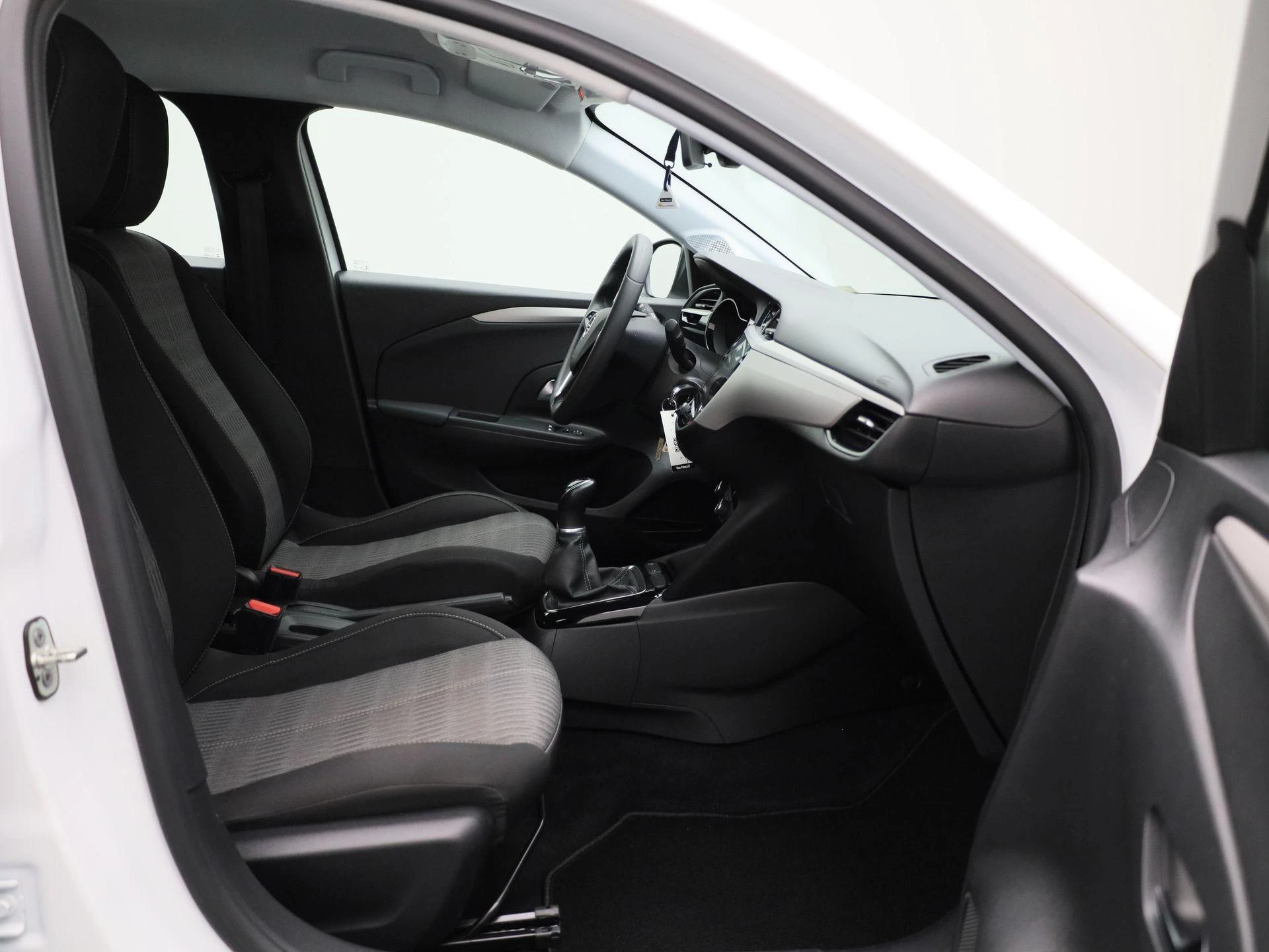 Opel-Corsa-image-27