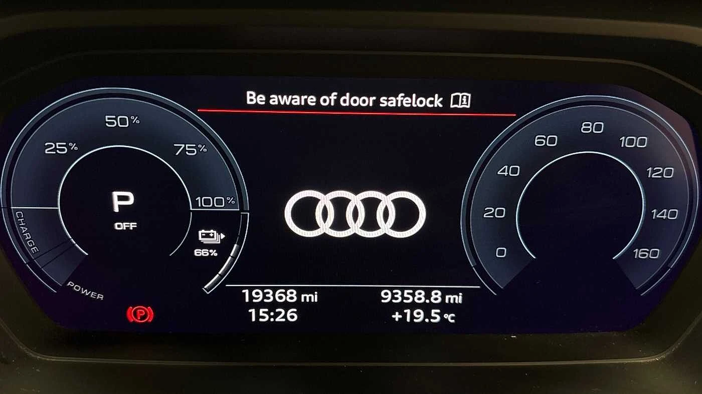 Audi-Q4 e-tron-image-8