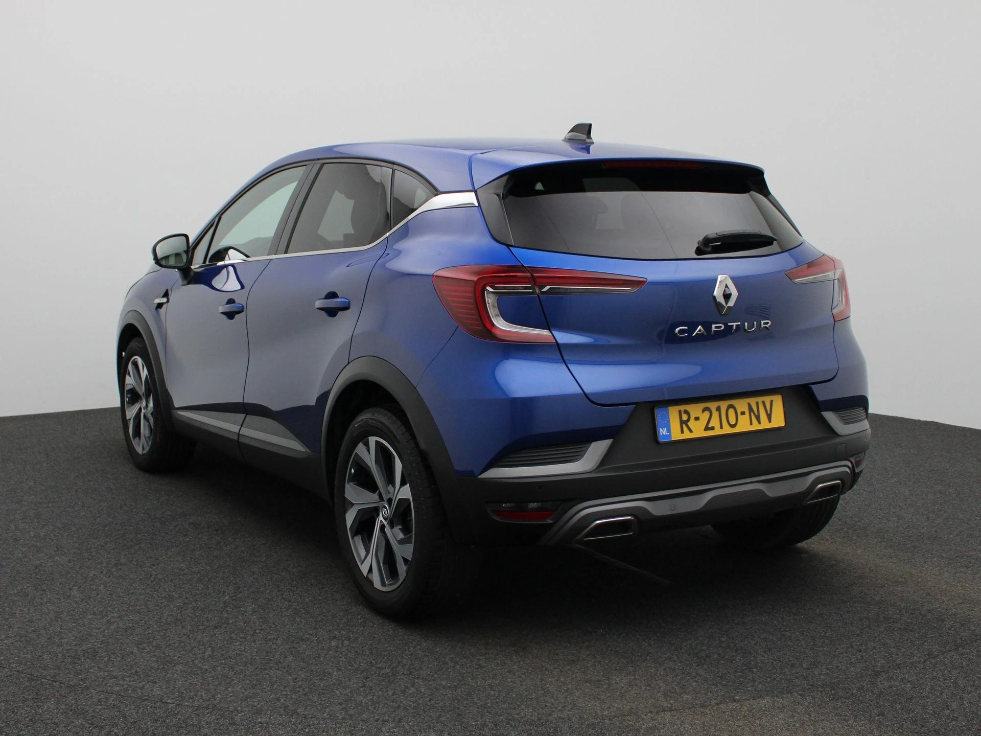 Renault-Captur-image-1