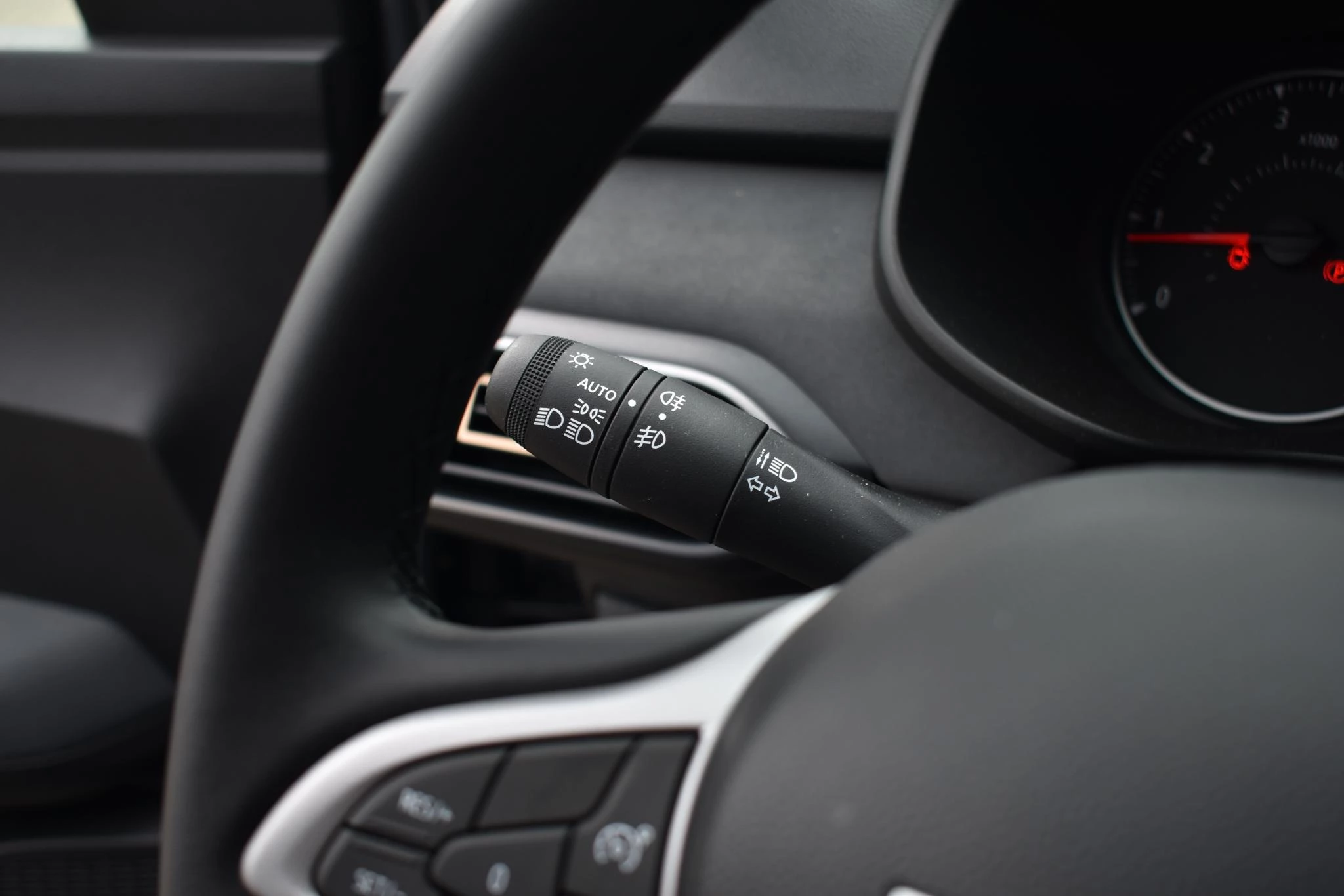 Dacia-Sandero Stepway-image-28