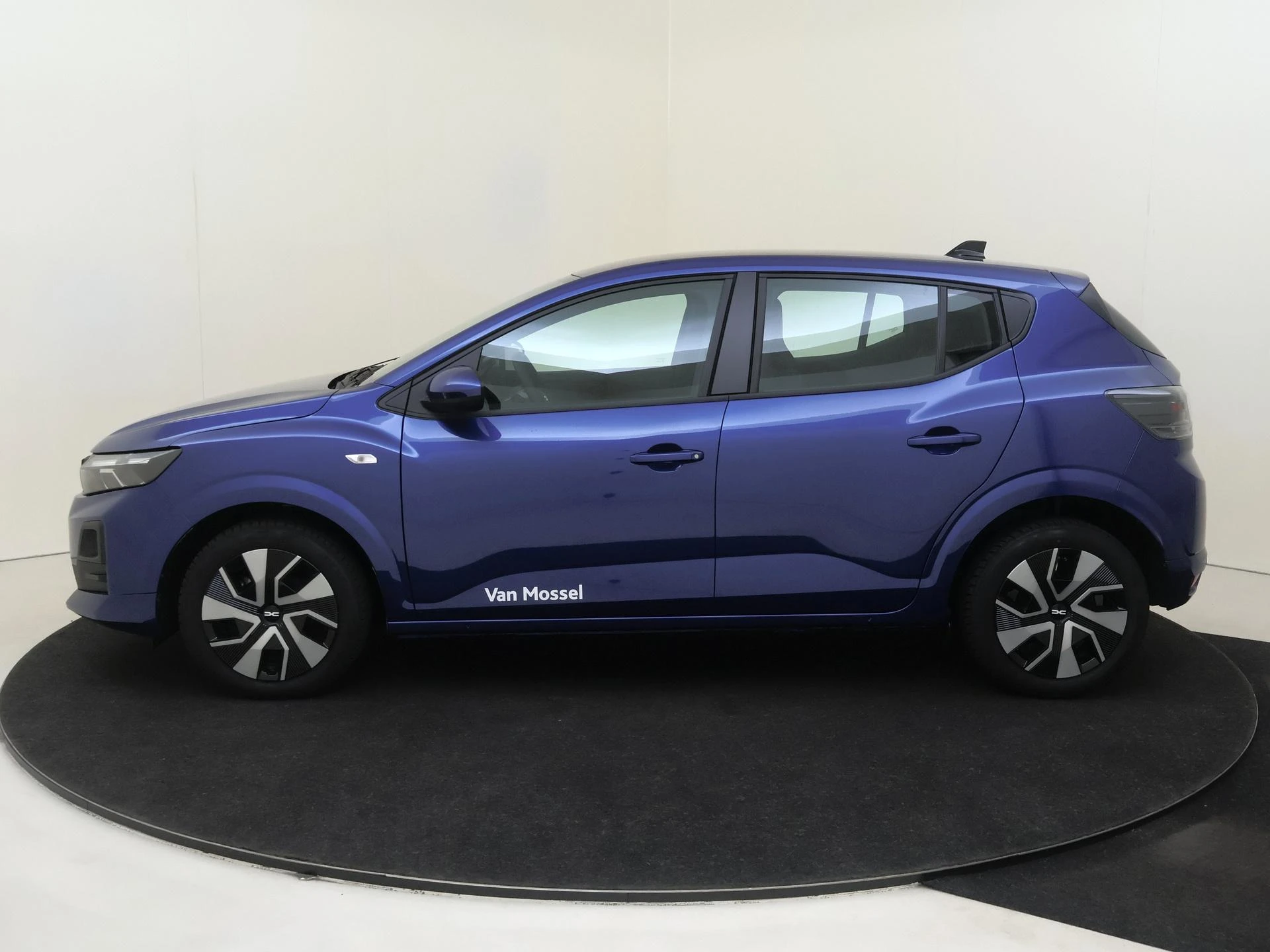 Dacia-Sandero-image-7