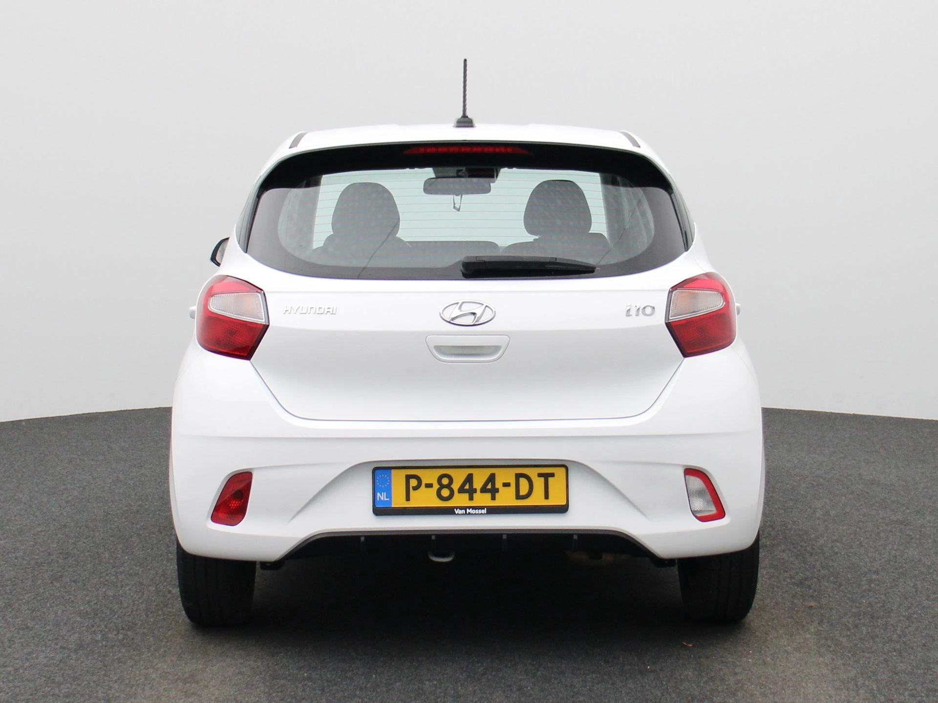 Hyundai-i10-image-4