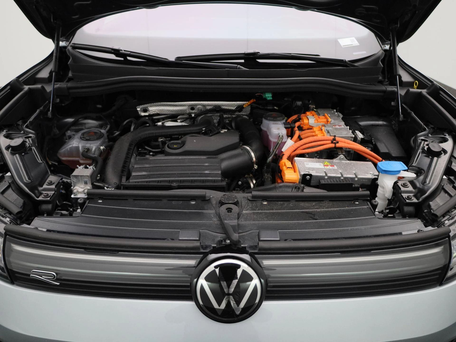 Volkswagen-Tiguan-image-38