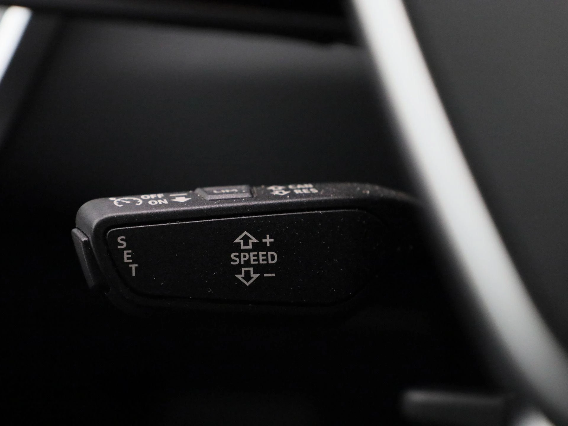 Audi-A6-image-19