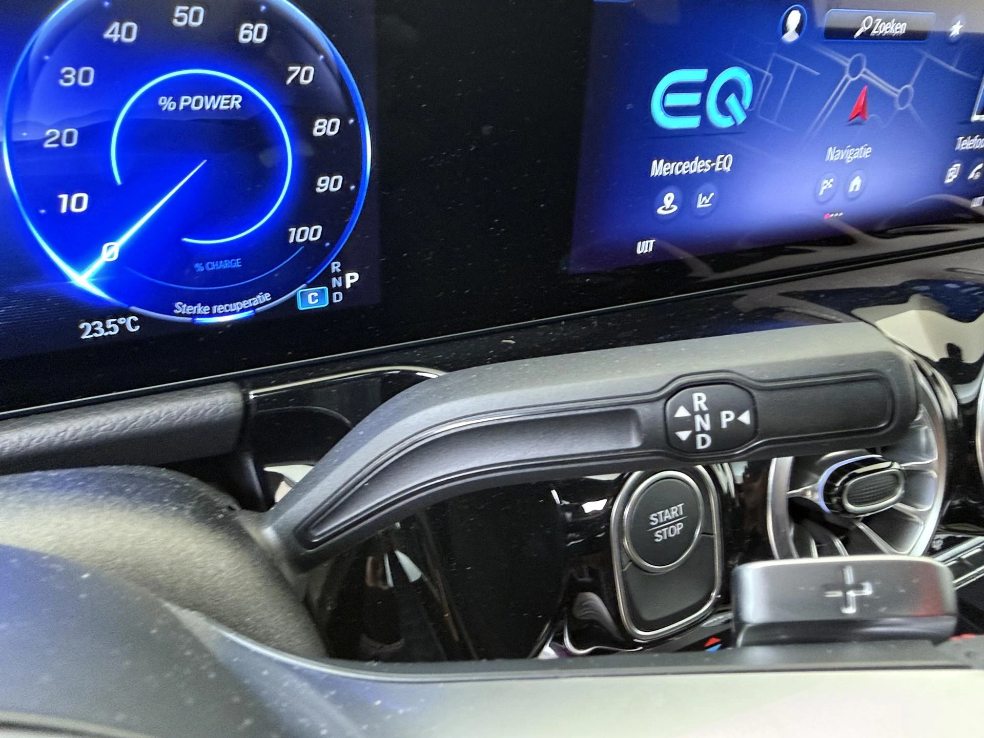 Mercedes-Benz-EQA-image-13
