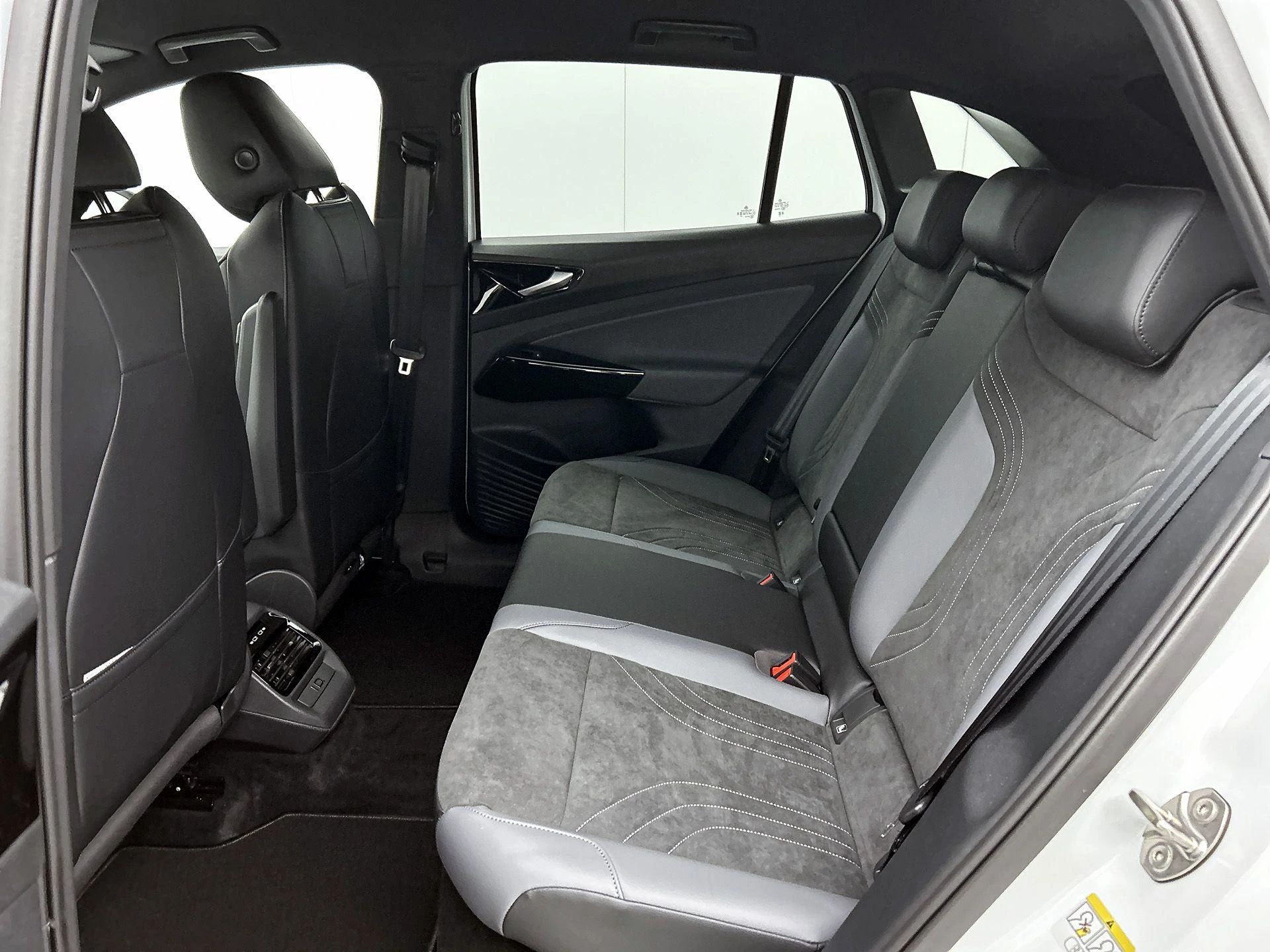Volkswagen-ID.4-image-26