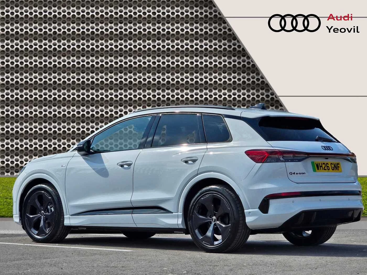 Audi-Q4 e-tron-image-48