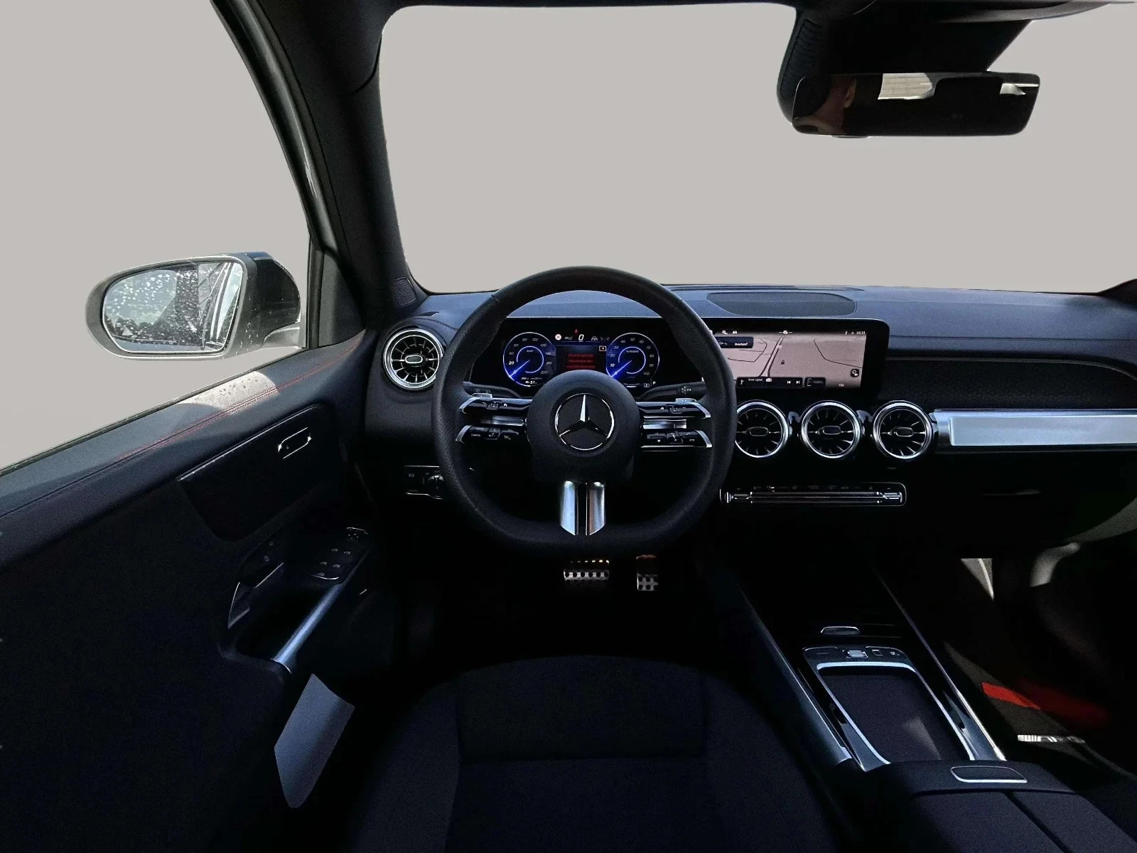 Mercedes-Benz-EQB-image-11