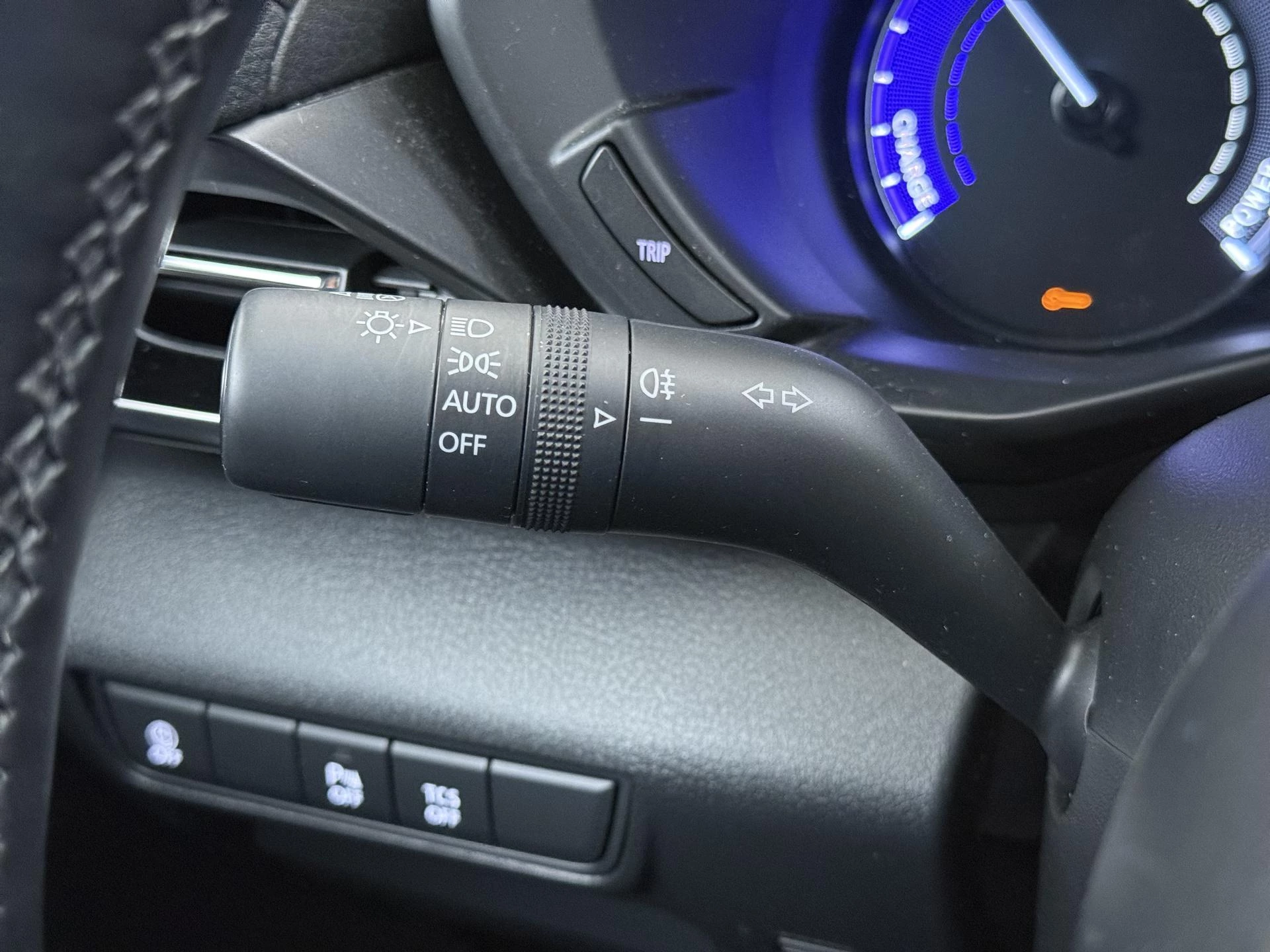 Mazda-MX-30-image-19