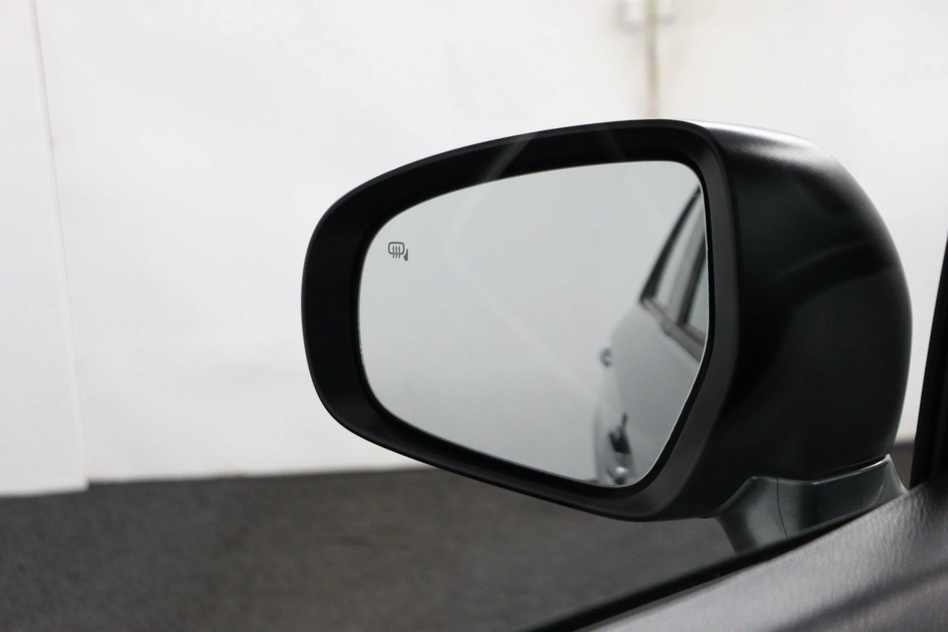 Suzuki-S-Cross-image-42