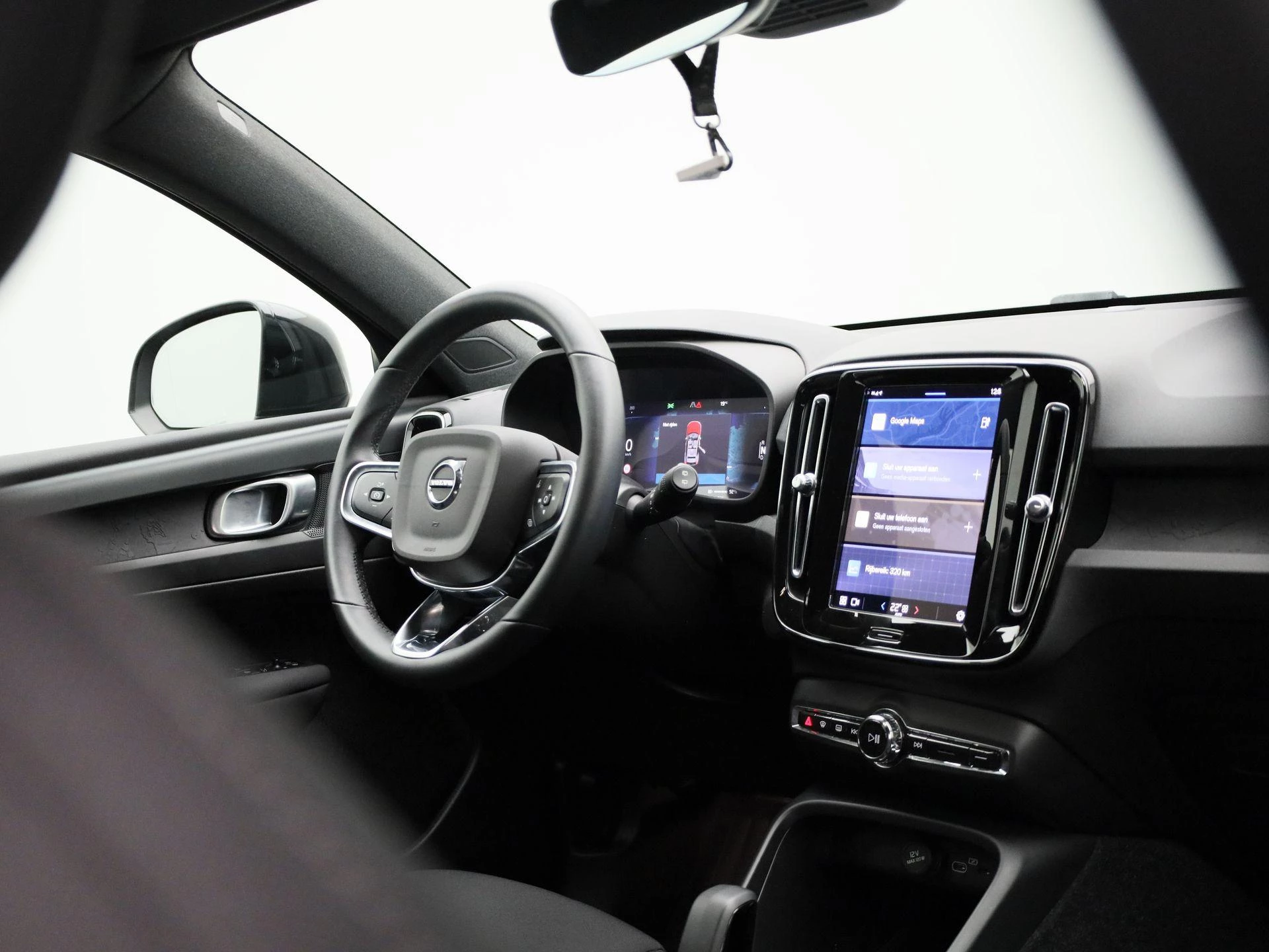 Volvo-XC40-image-31