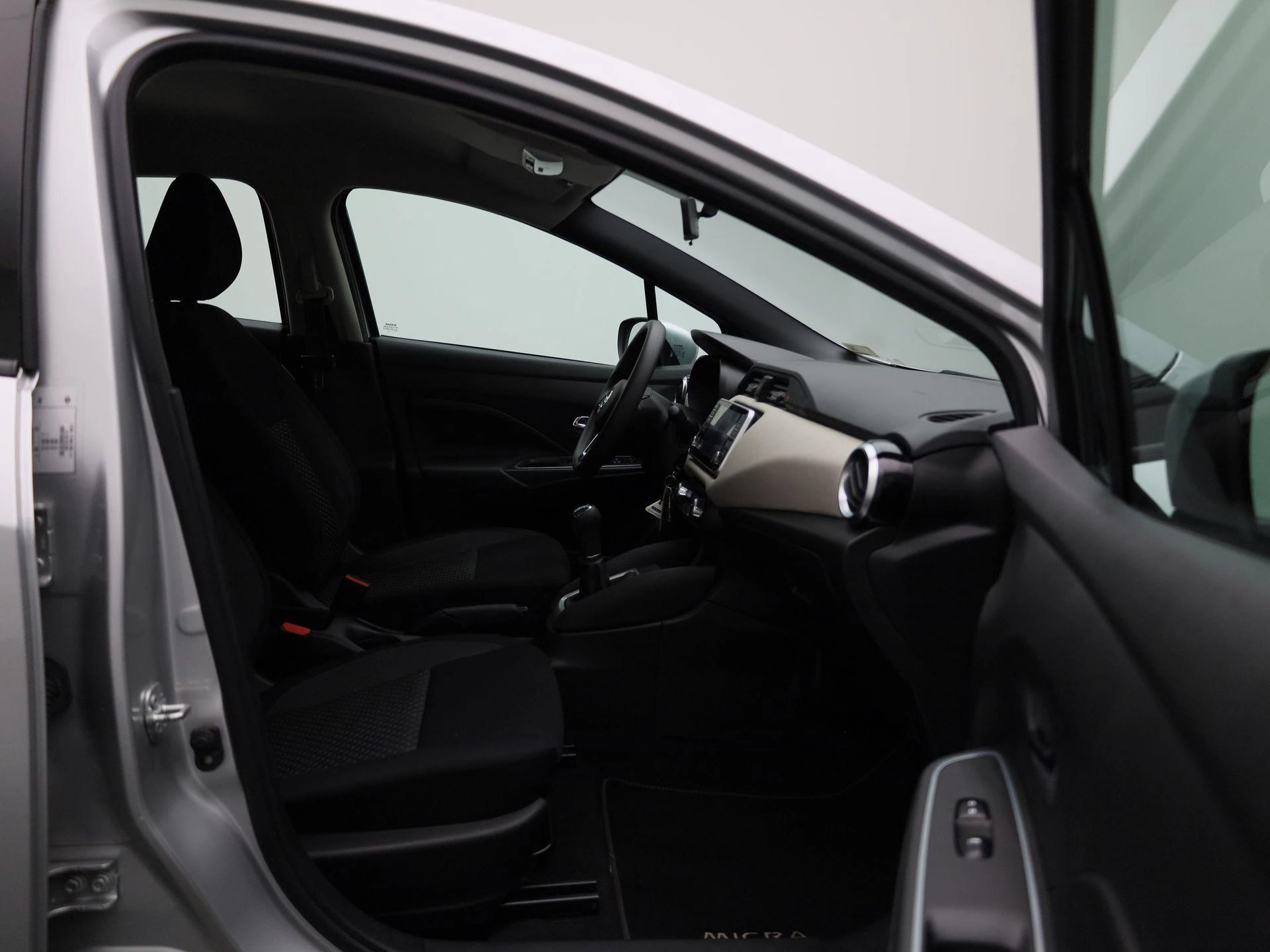 Nissan-Micra-image-27