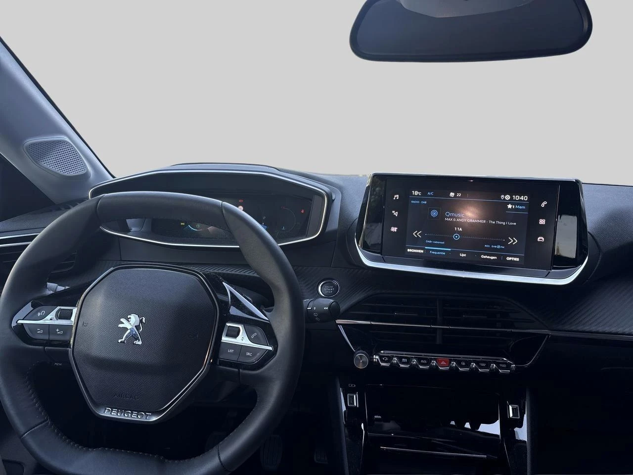 Peugeot-208-image-12