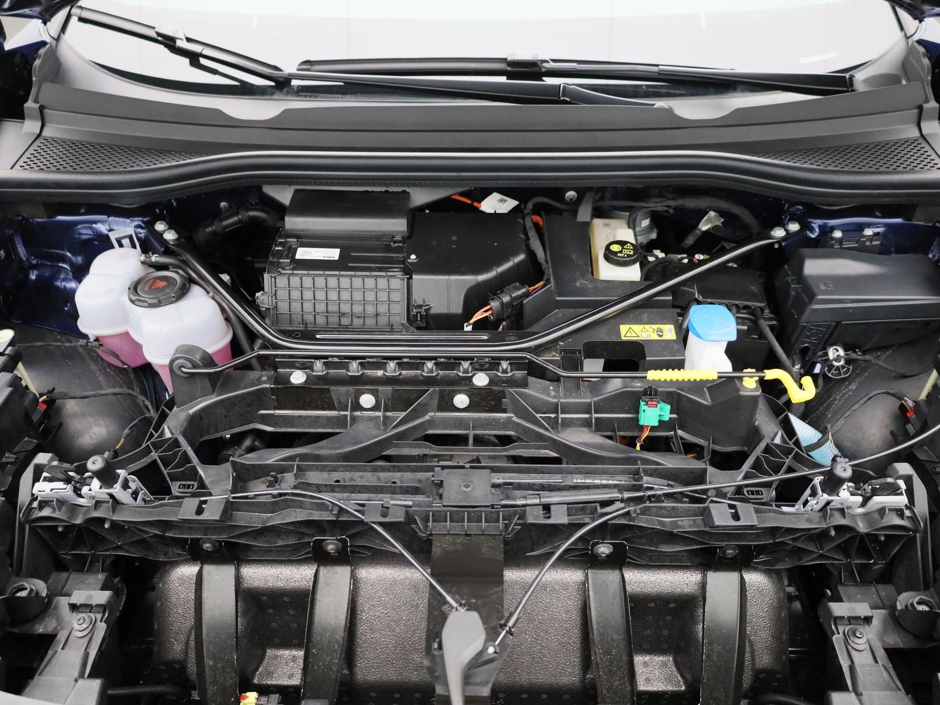 Audi-Q4 e-tron-image-43