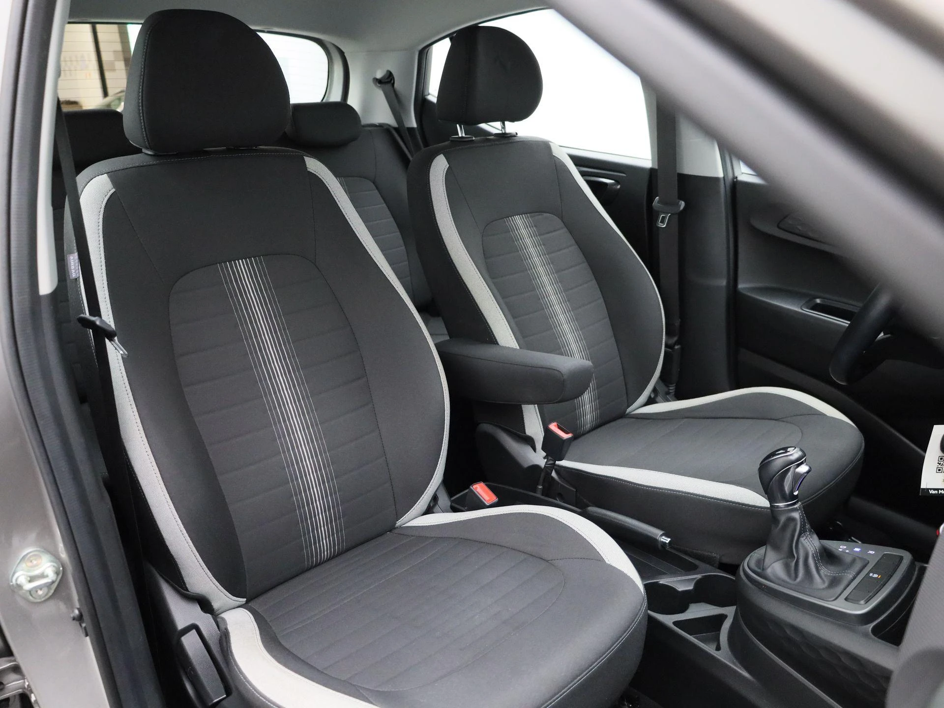 Hyundai-i10-image-32