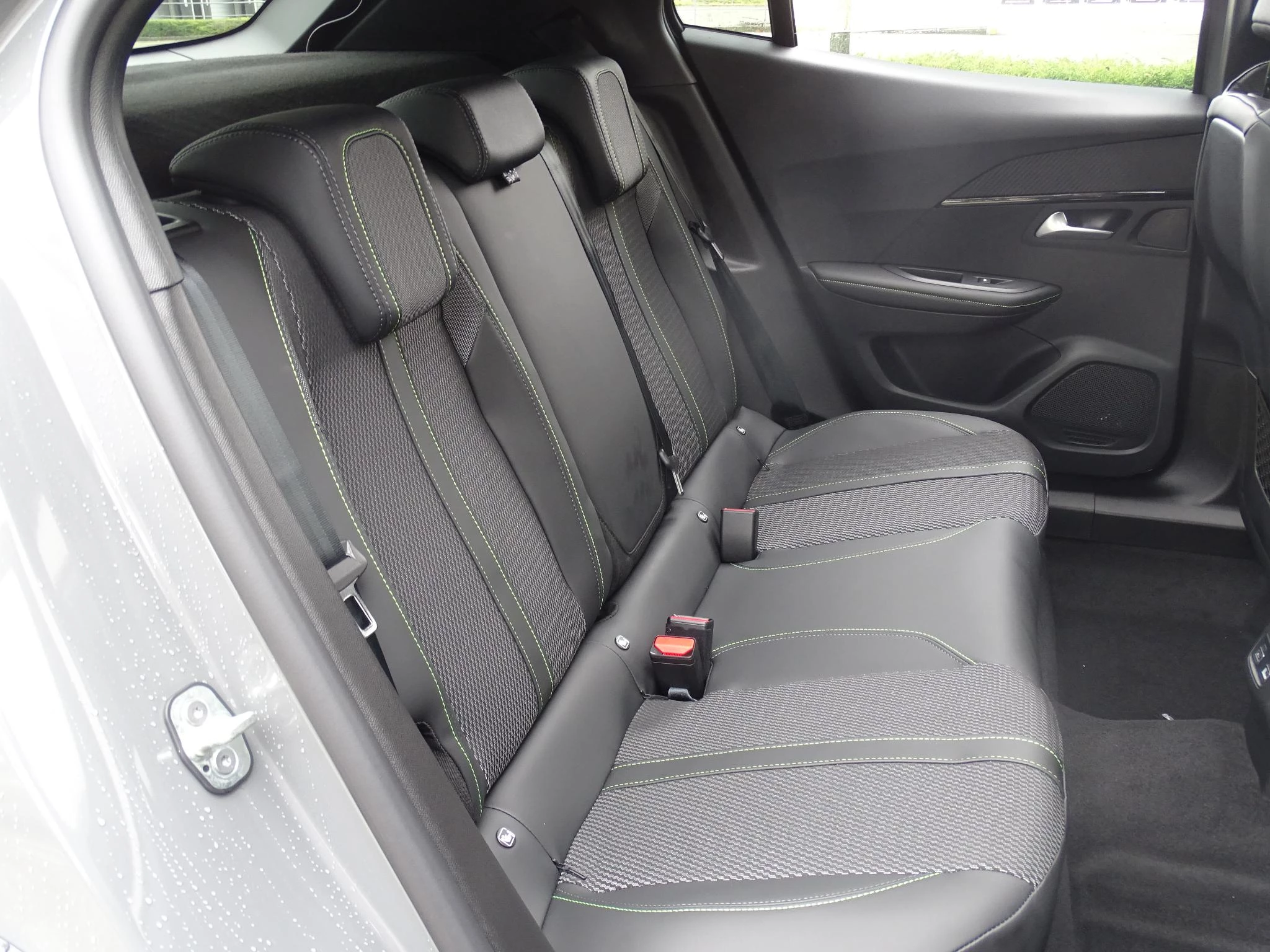 Peugeot-2008-image-13