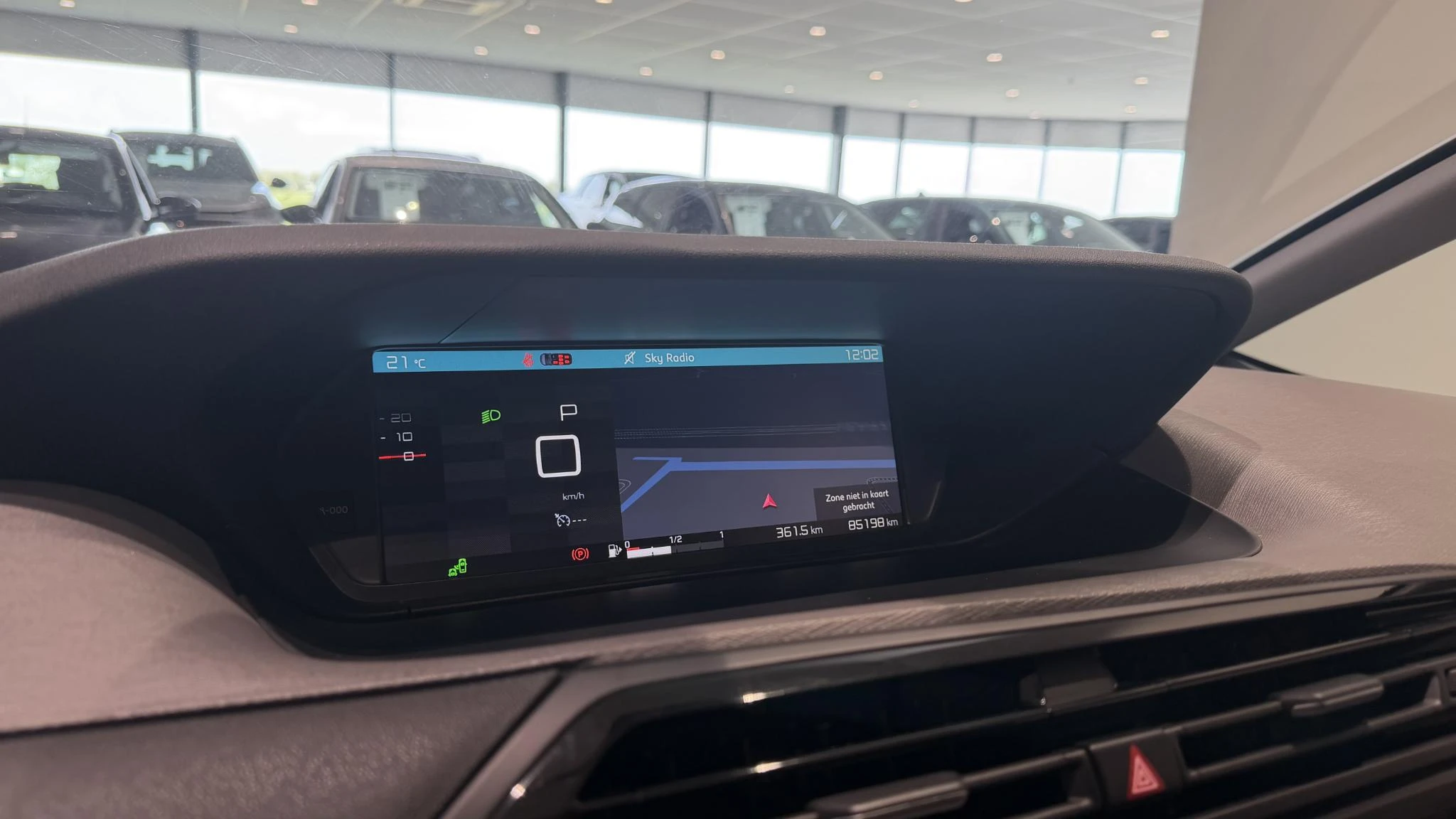 Citroën-Grand C4 Spacetourer-image-9