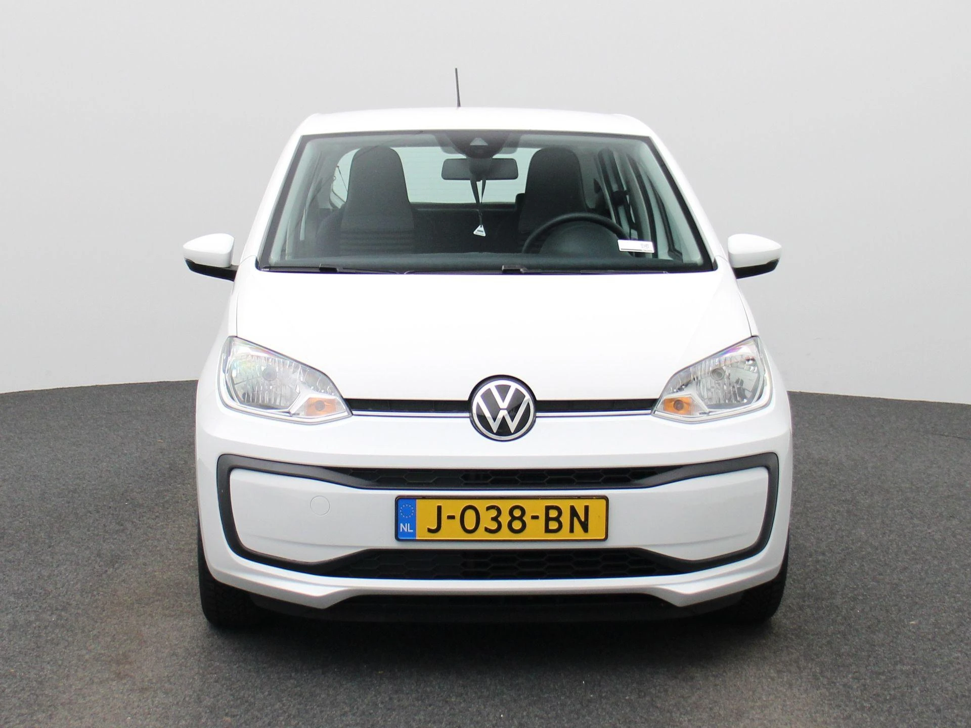 Volkswagen-up!-image-2