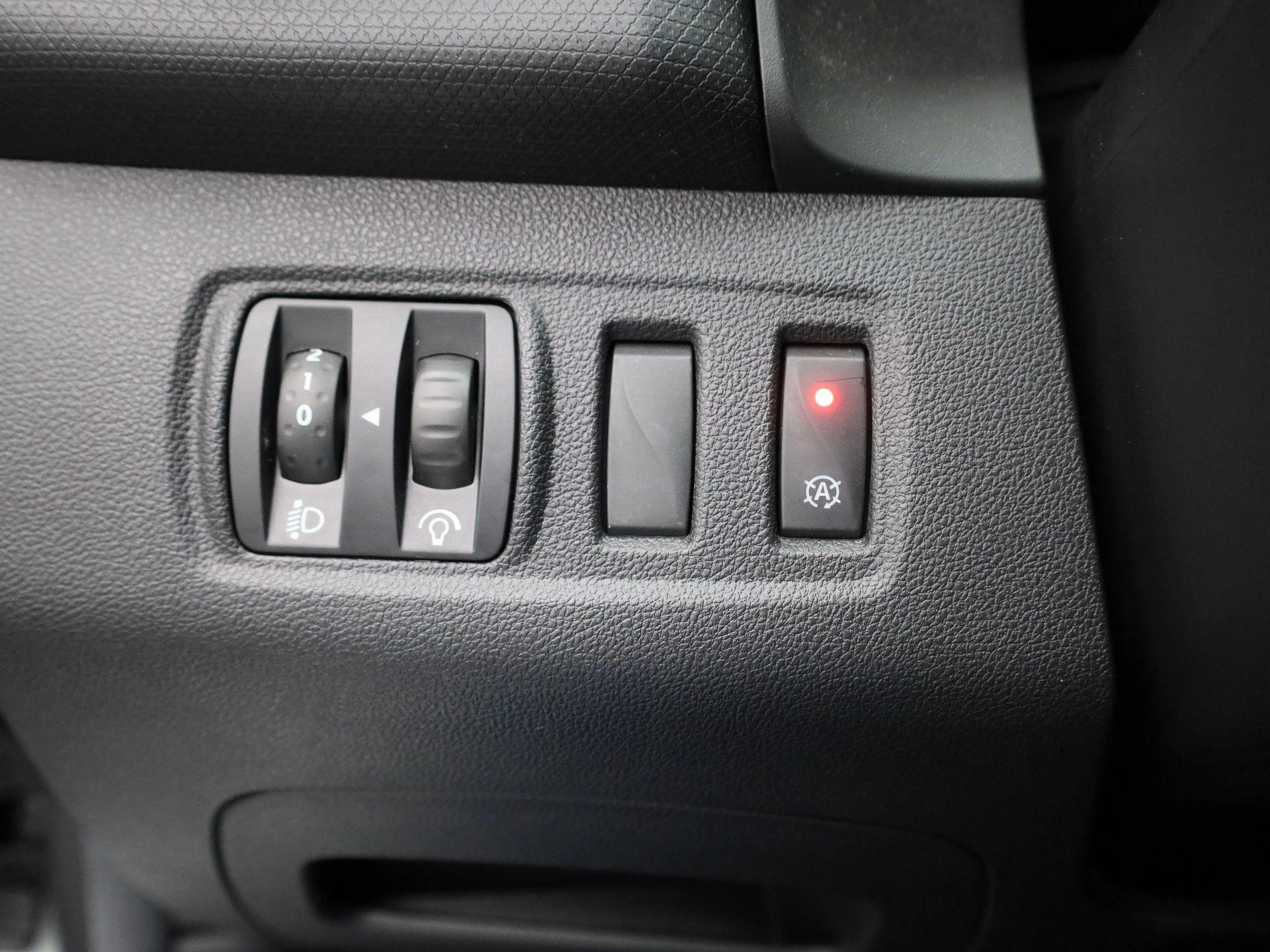 Renault-Clio-image-26